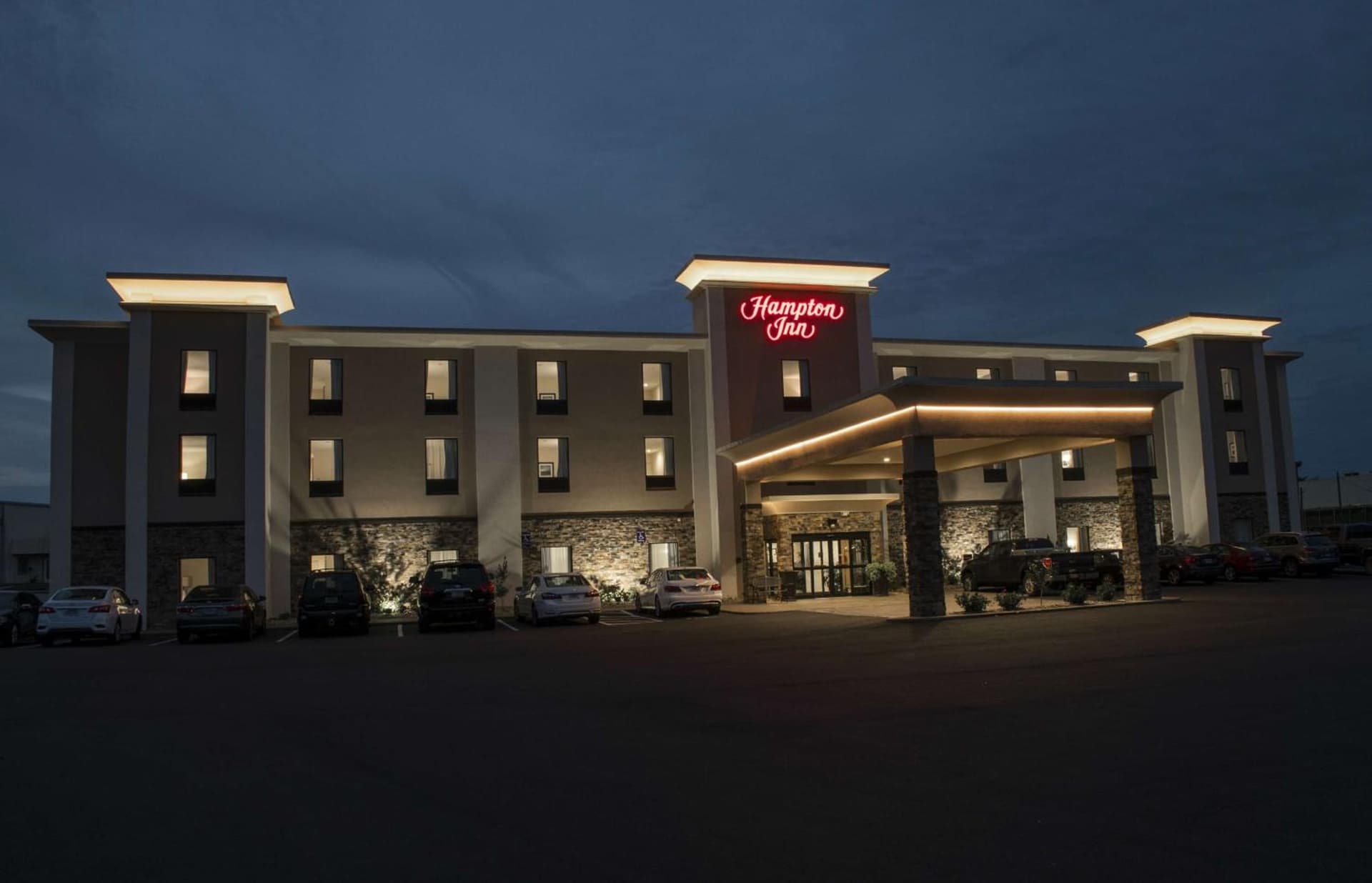 Hampton Inn Hartwell Ga interior in Hartwell, GA — gallery photo 2