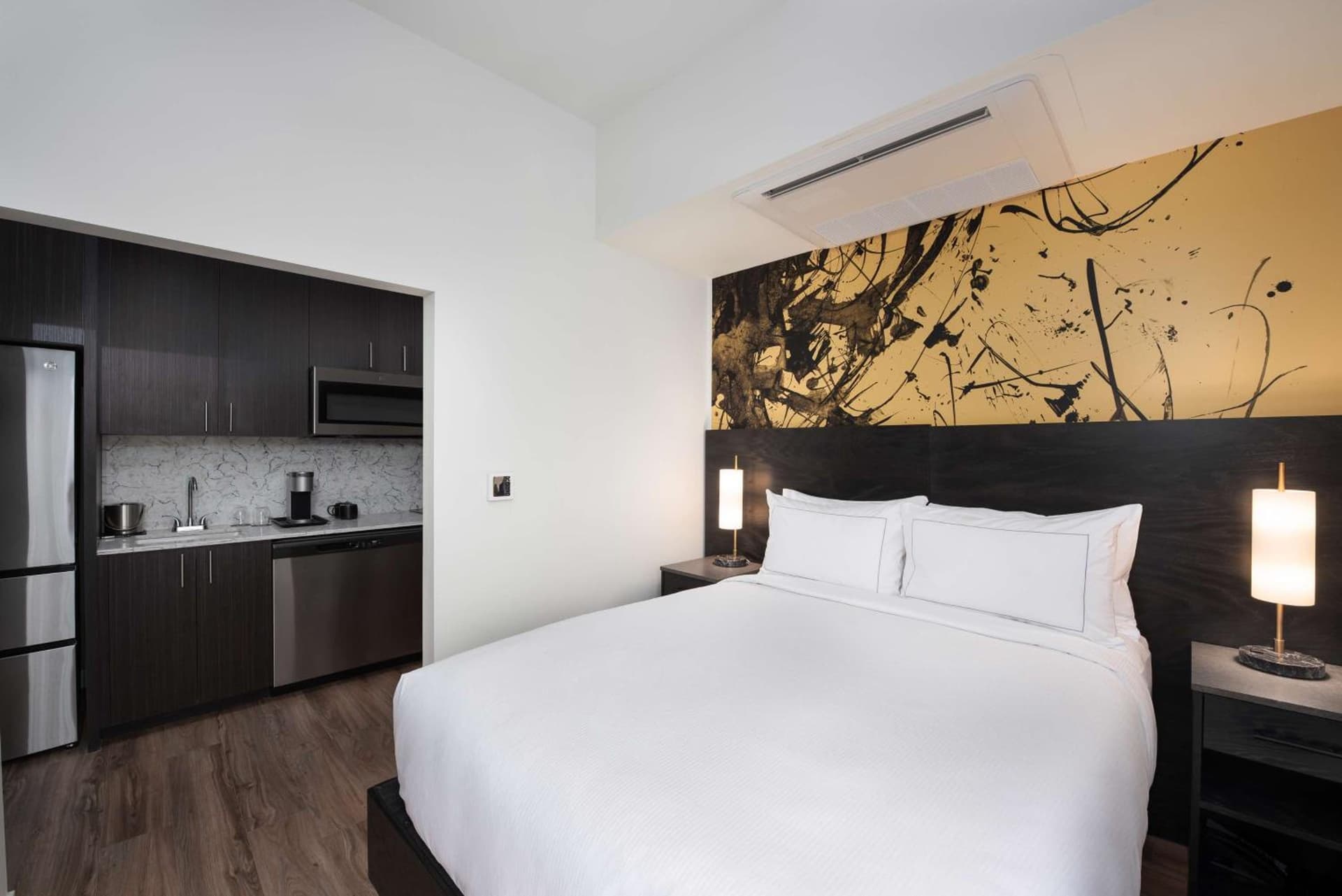Holman Riverfront Park Hotel Salem, Tapestry By Hilton gallery photo in Salem, OR — image 29