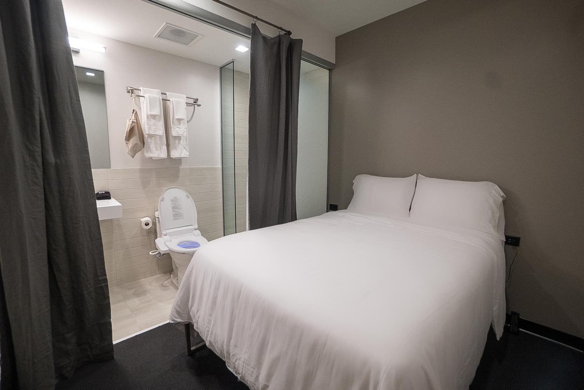 SOVA Micro-Room & Social Hotel gallery photo in Dallas, TX — image 22