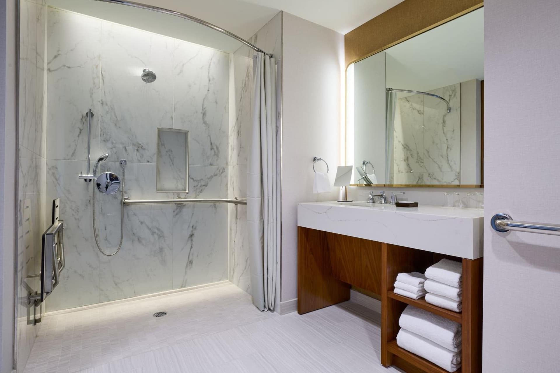JW Marriott Dallas Arts District gallery photo in Dallas, TX — image 6