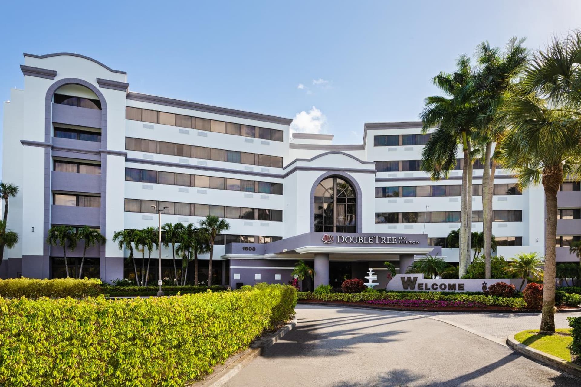 DoubleTree by Hilton Hotel West Palm Beach Airport gallery photo in West Palm Beach, FL — image 21