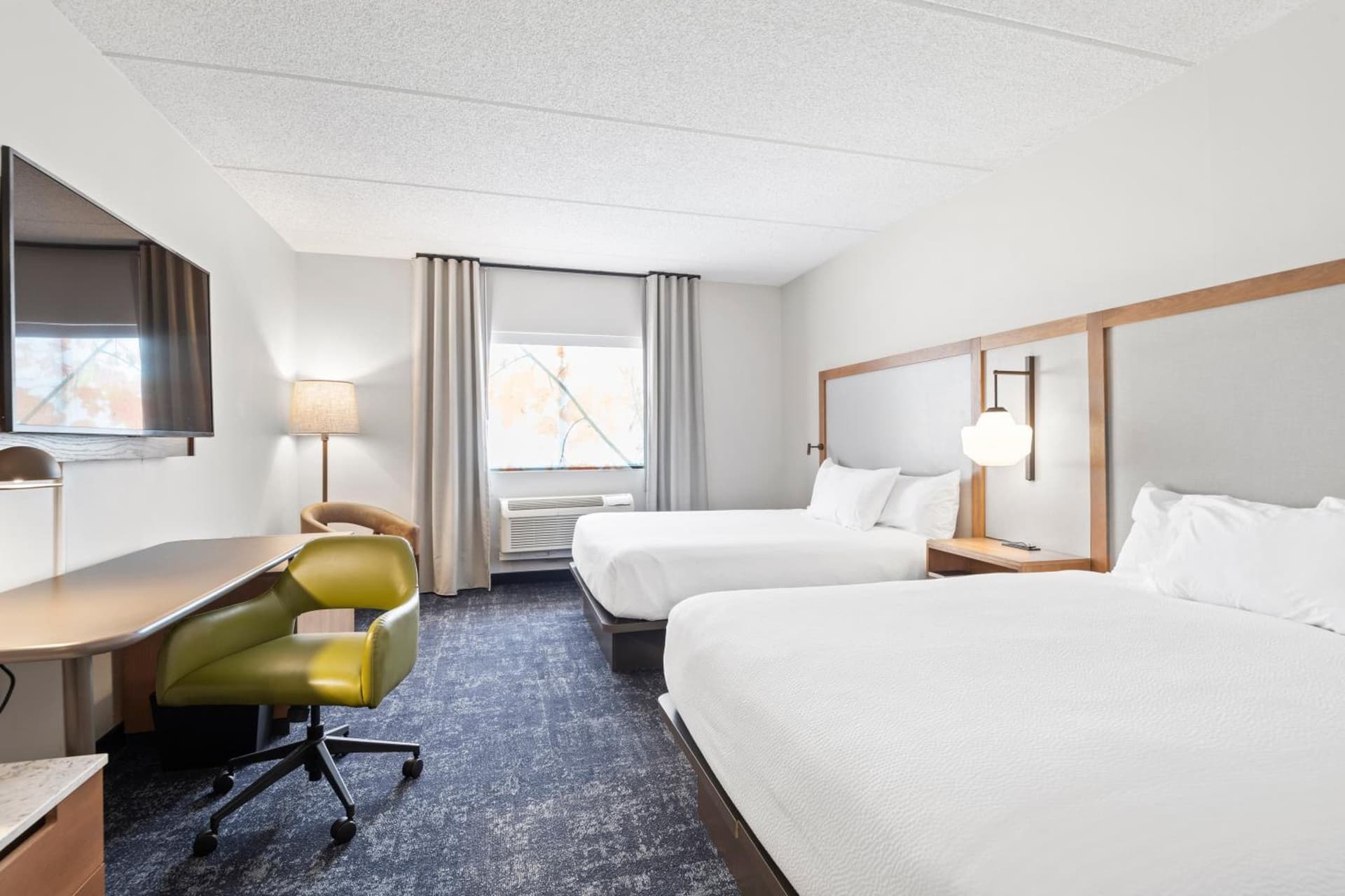 Fairfield Inn & Suites by Marriott Hickory gallery photo in Hickory, NC — image 12