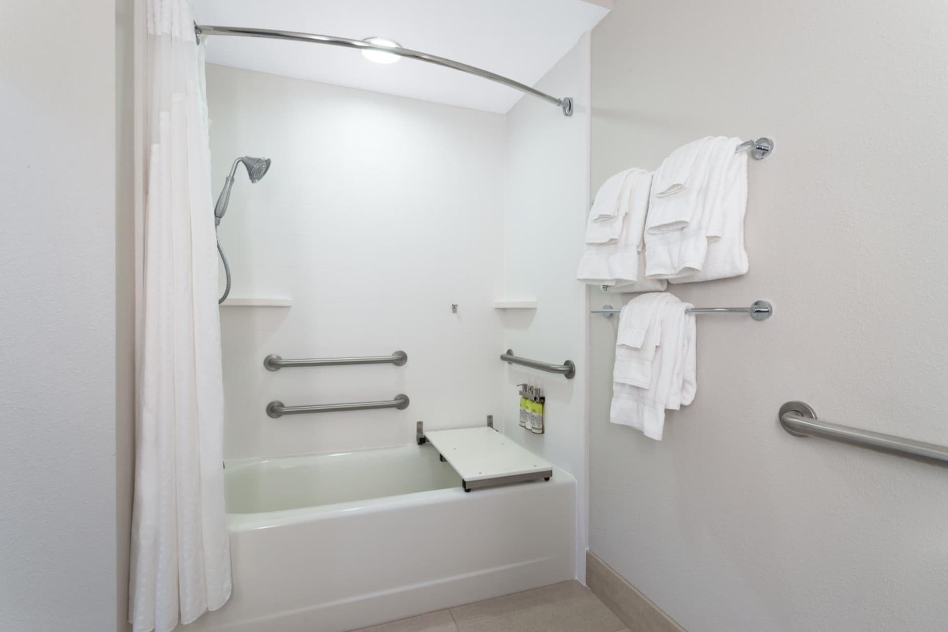 Holiday Inn Express Crystal River by IHG gallery photo in Crystal River, FL — image 4