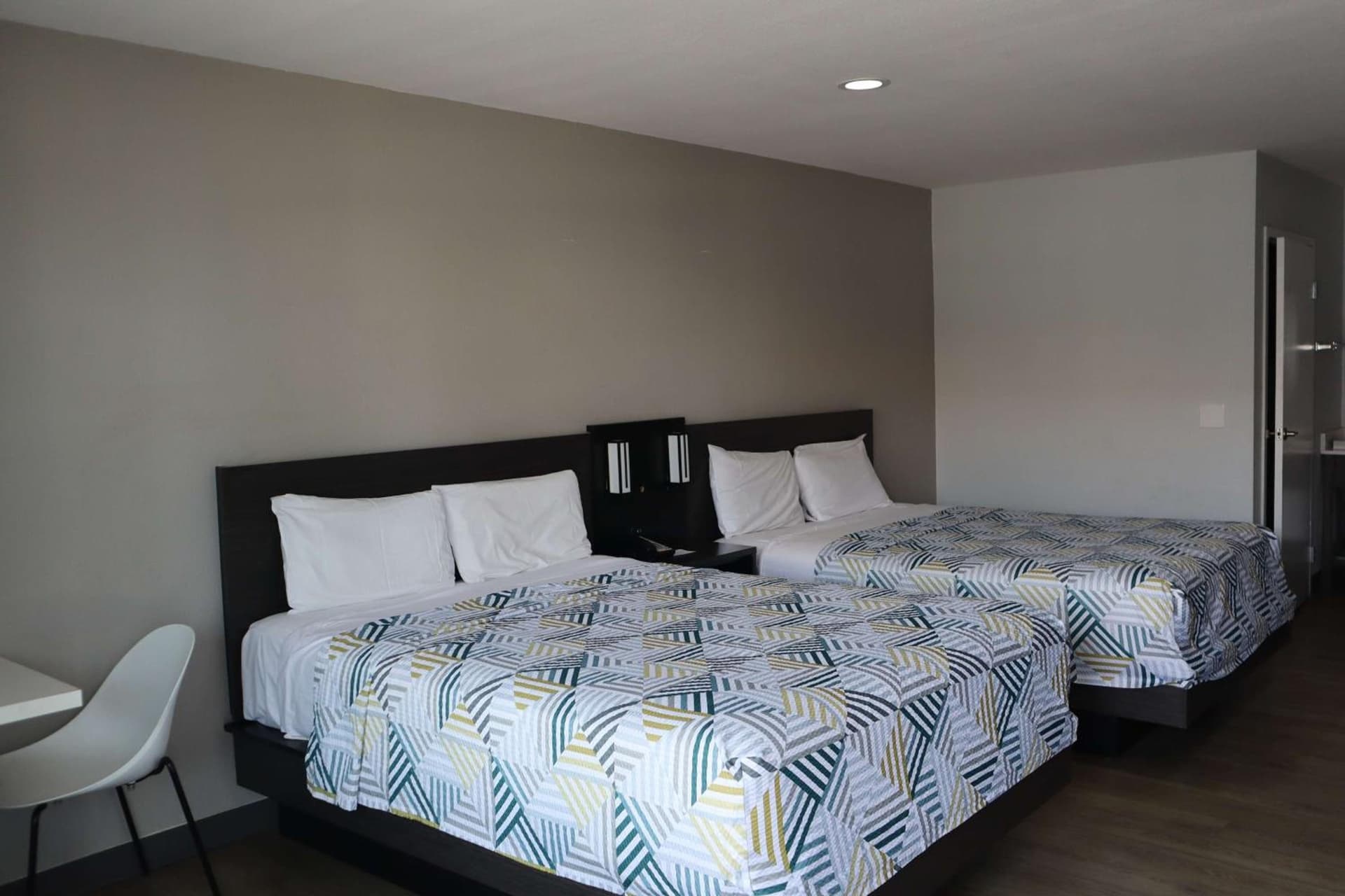 Motel 6-San Diego, CA - Southbay gallery photo in Chula Vista, CA — image 16