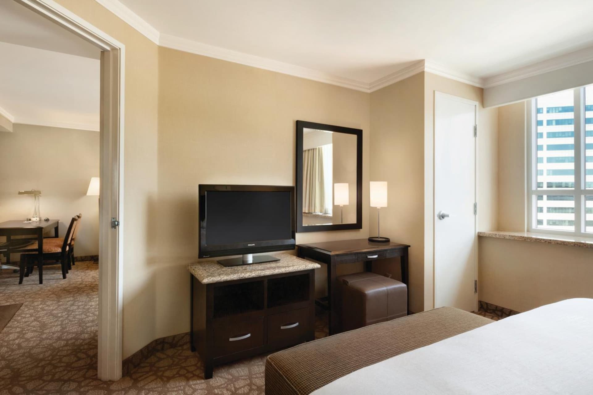 Embassy Suites Los Angeles Glendale gallery photo in Glendale, CA — image 24