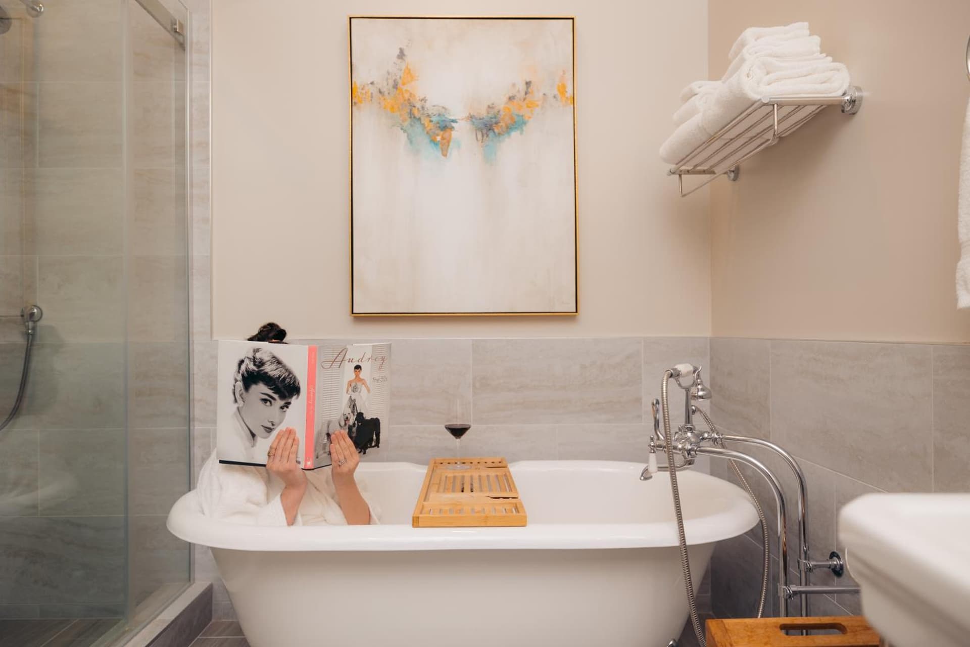 Hotel Winters interior in Winters, CA — gallery photo 2