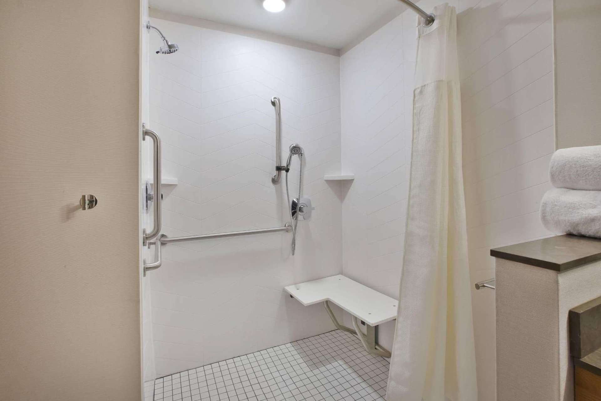 Fairfield Inn & Suites by Marriott Flint Grand Blanc gallery photo in Grand Blanc, MI — image 29