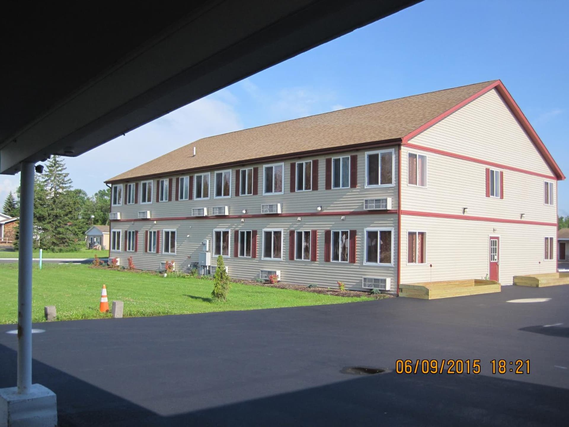Stay Inn and Suites featured exterior or lobby in Niagara Falls, NY — similar hotel