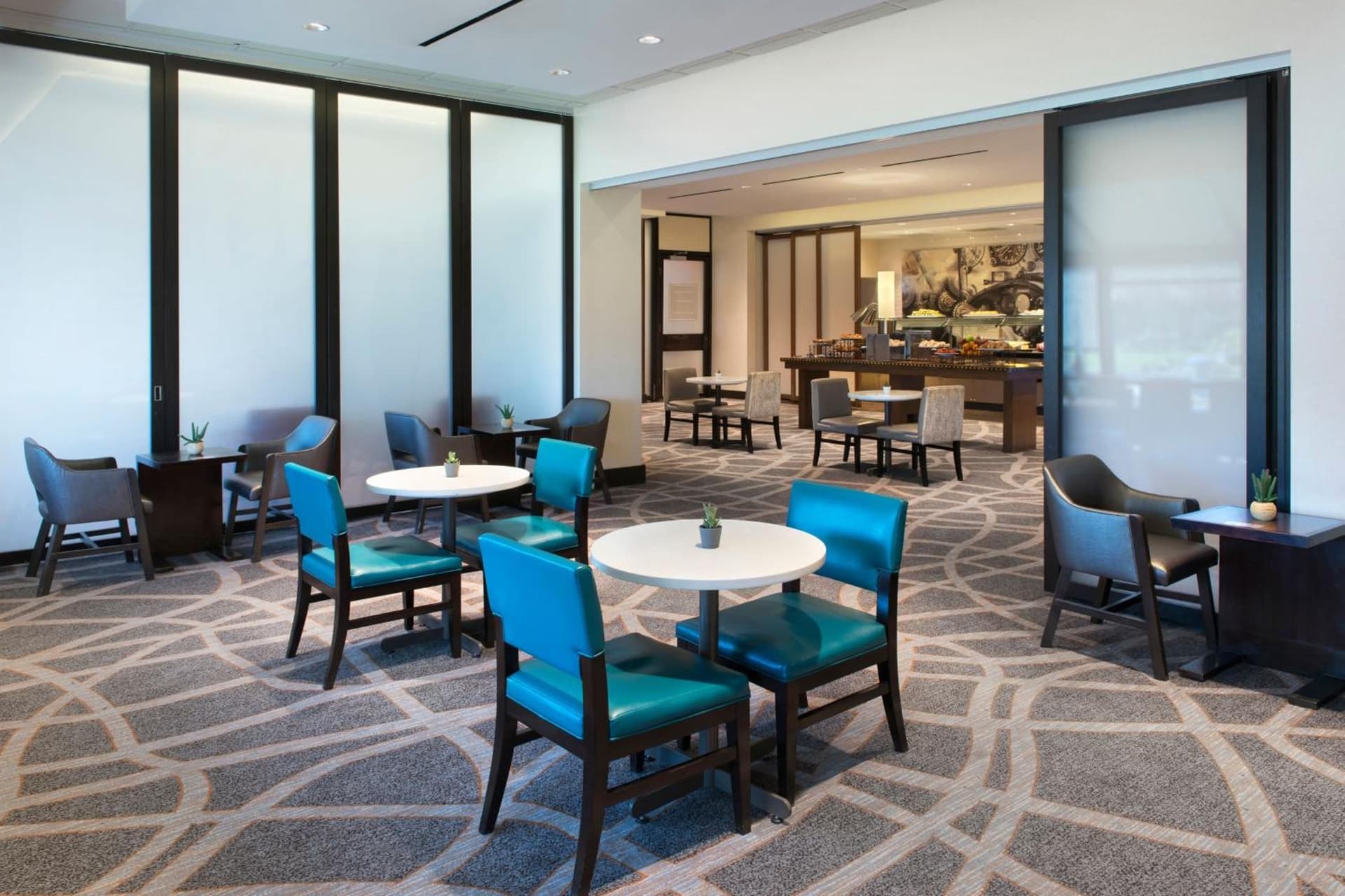 Newark Liberty International Airport Marriott gallery photo in Newark, NJ — image 41