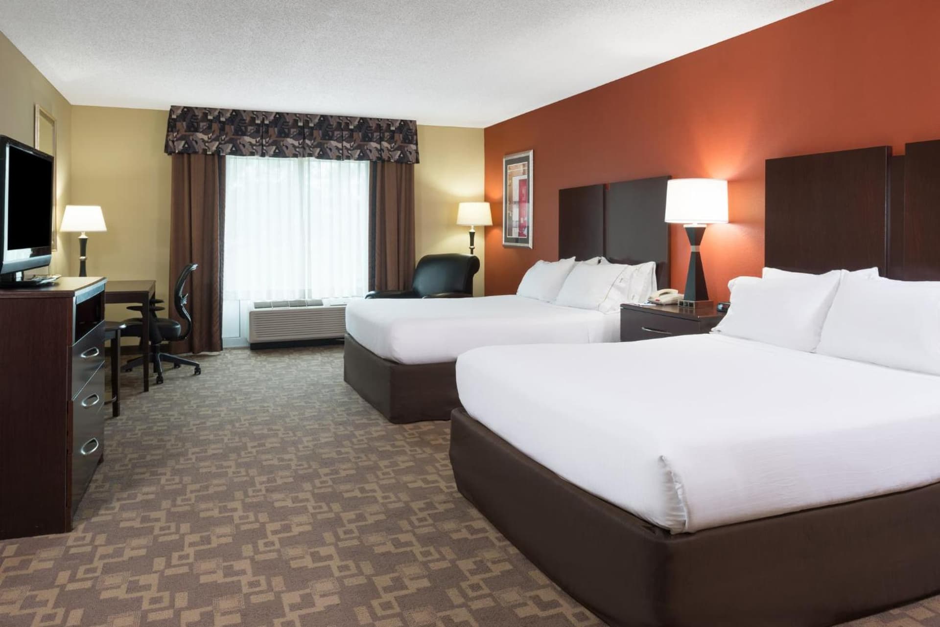 Holiday Inn Express & Suites Lexington Downtown Area-Keeneland by IHG gallery photo in Lexington, KY — image 26