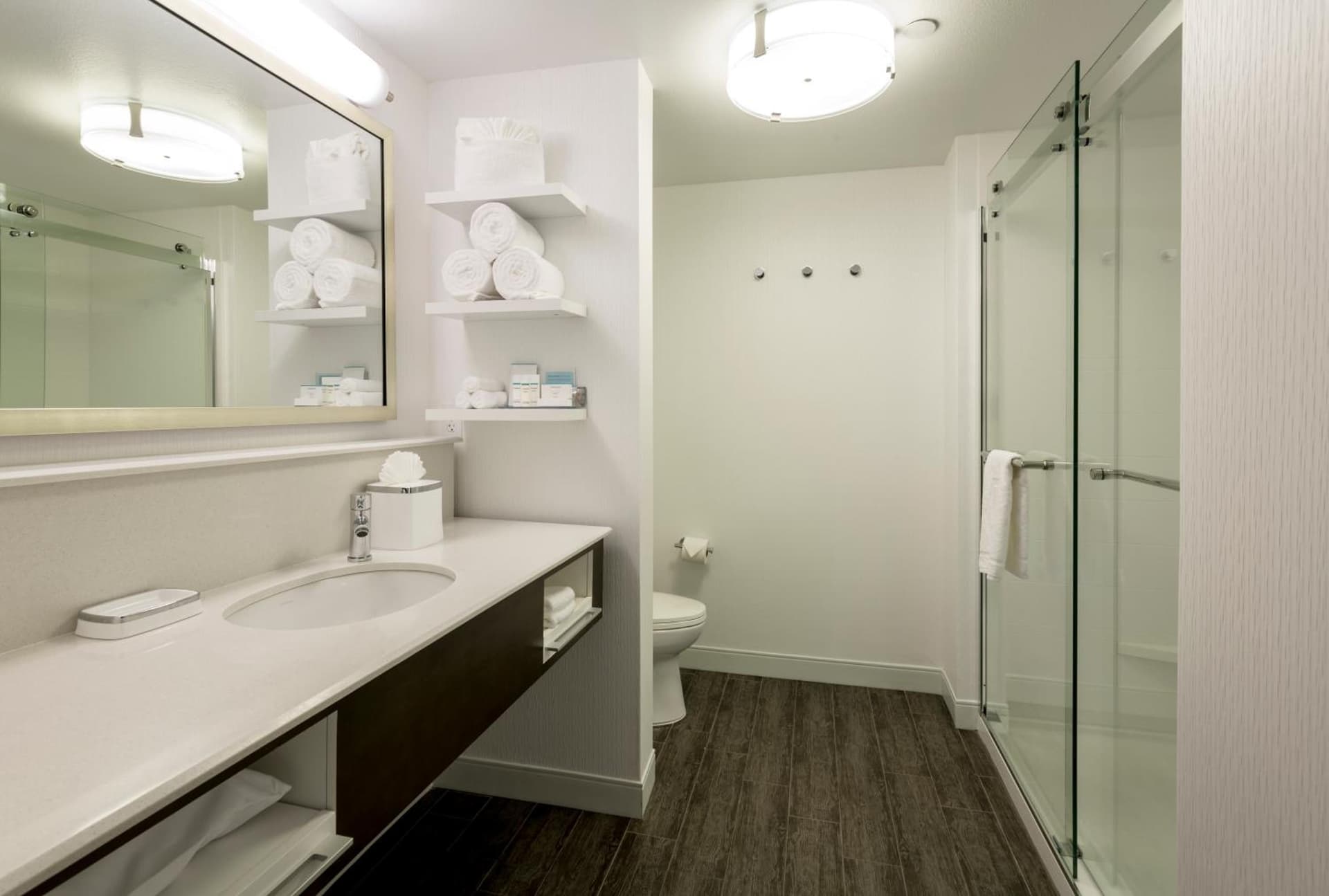 Hampton Inn & Suites San Diego-Poway gallery photo in Poway, CA — image 11