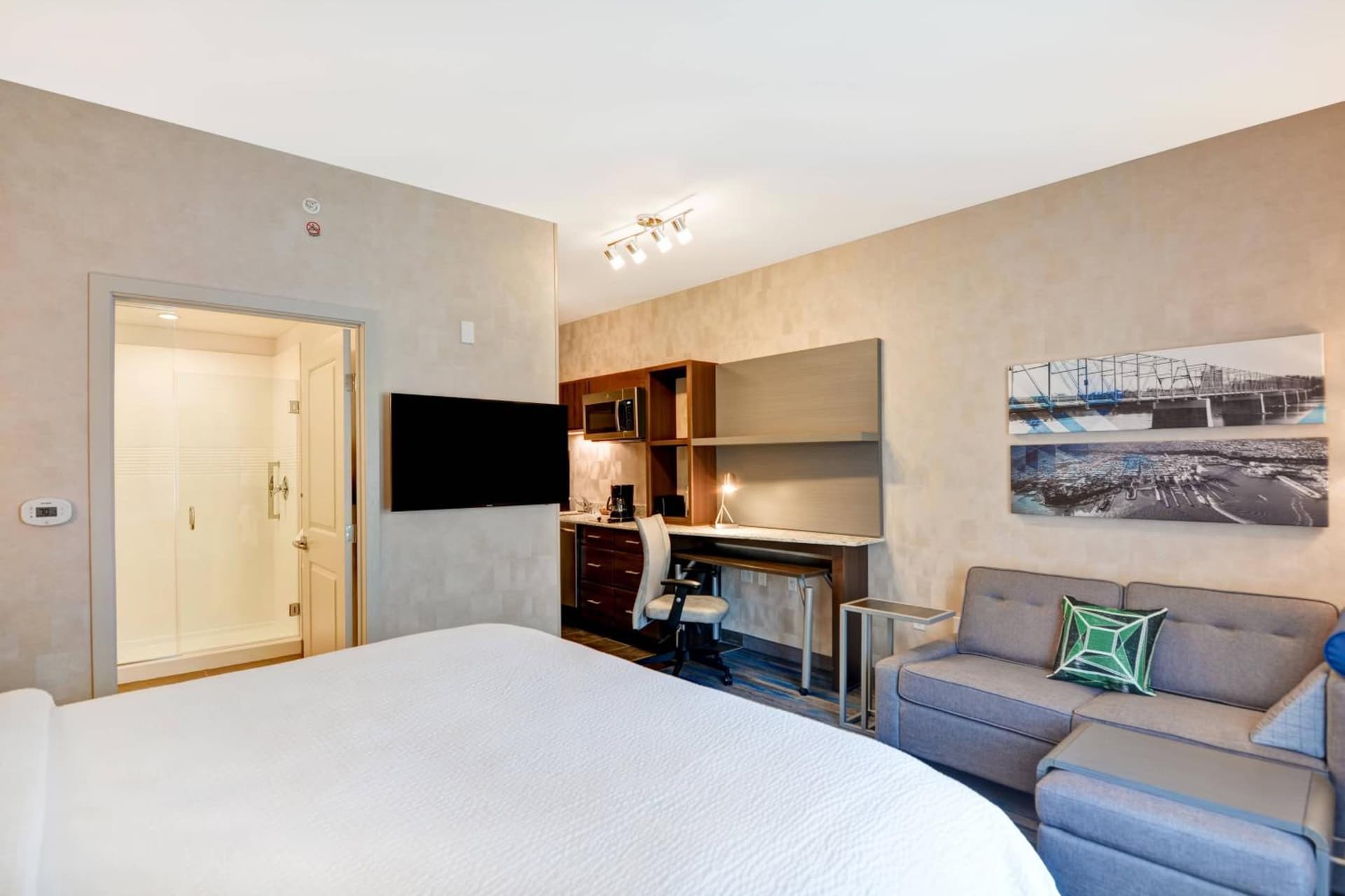 TownePlace Suites by Marriott Bridgewater Branchburg gallery photo in Branchburg Park, NJ — image 10
