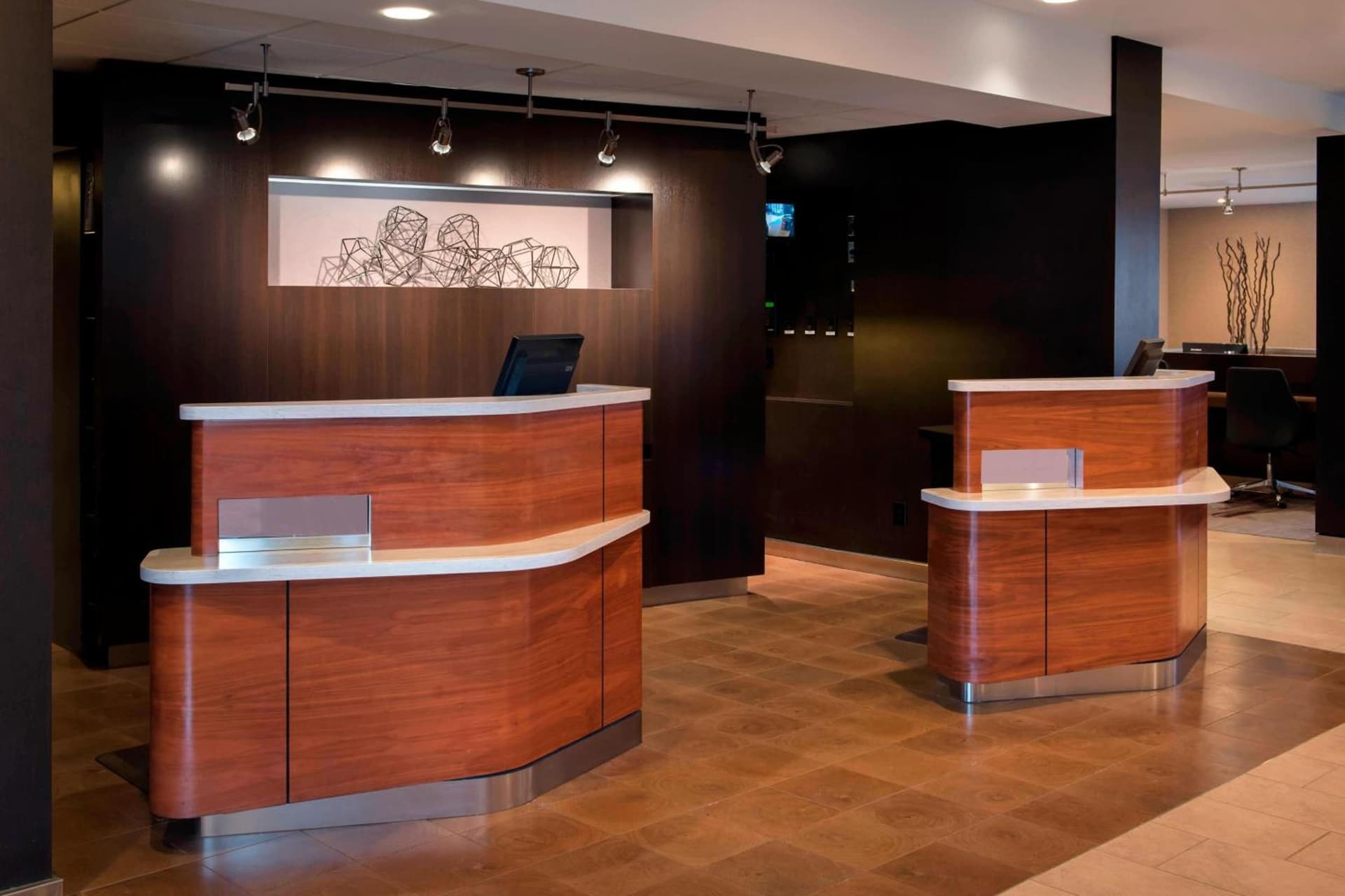 Courtyard by Marriott Chicago Naperville interior in Naperville, IL — gallery photo 2