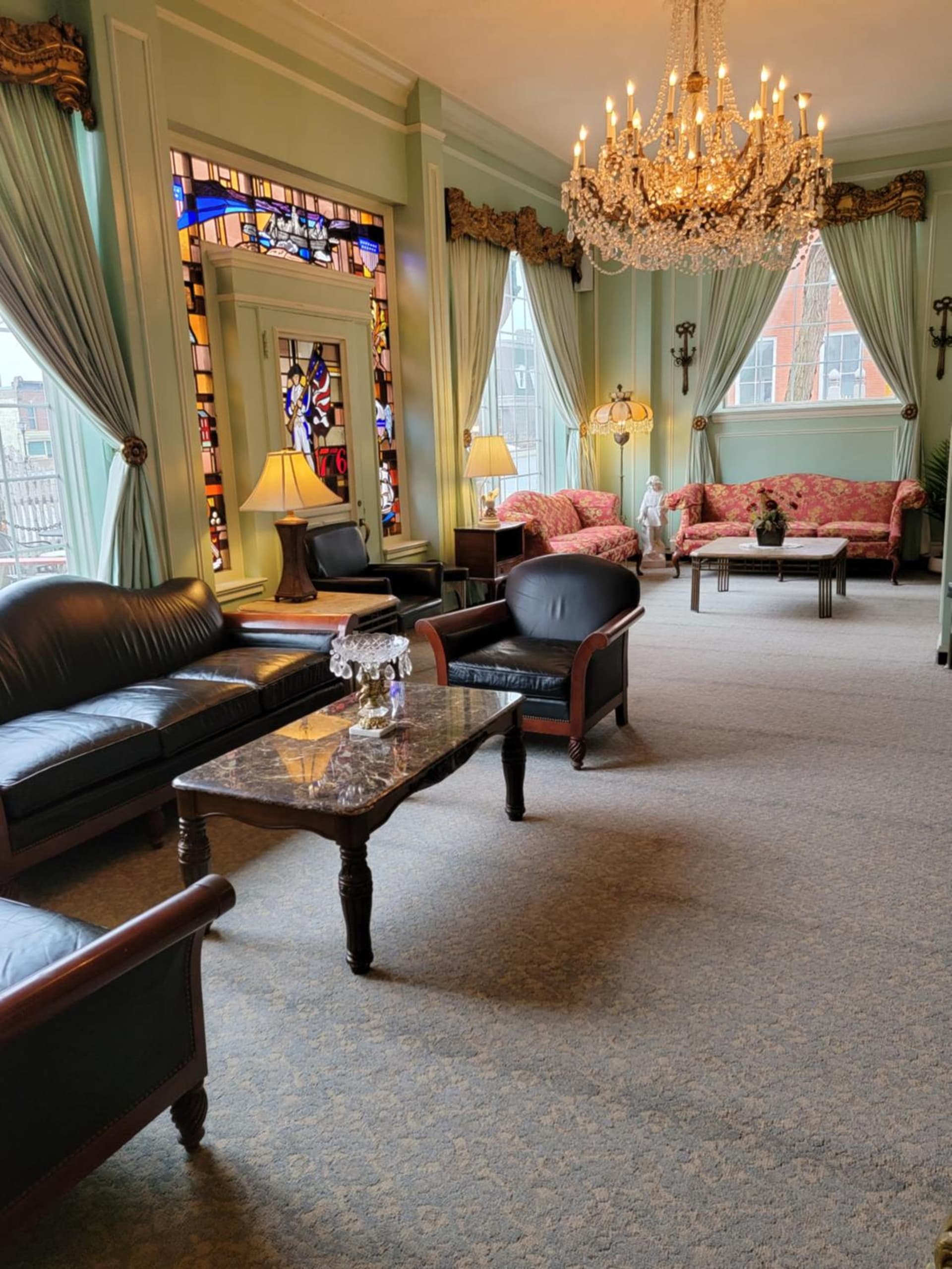 Lowell Inn interior in Stillwater, MN — gallery photo 2