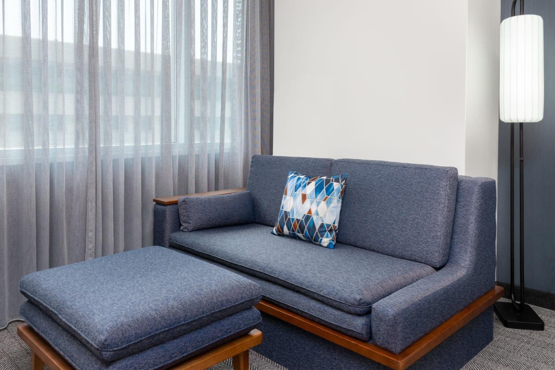 Courtyard by Marriott Buffalo Downtown/Canalside gallery photo in Buffalo, NY — image 6
