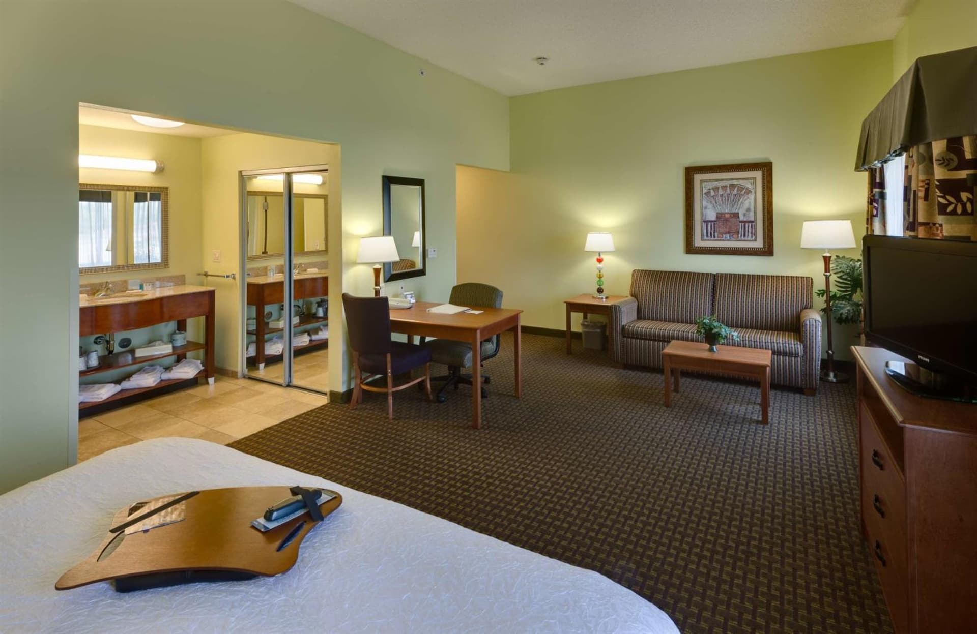 Hampton Inn & Suites Moline-Quad City Int'l Aprt gallery photo in Moline, IL — image 27