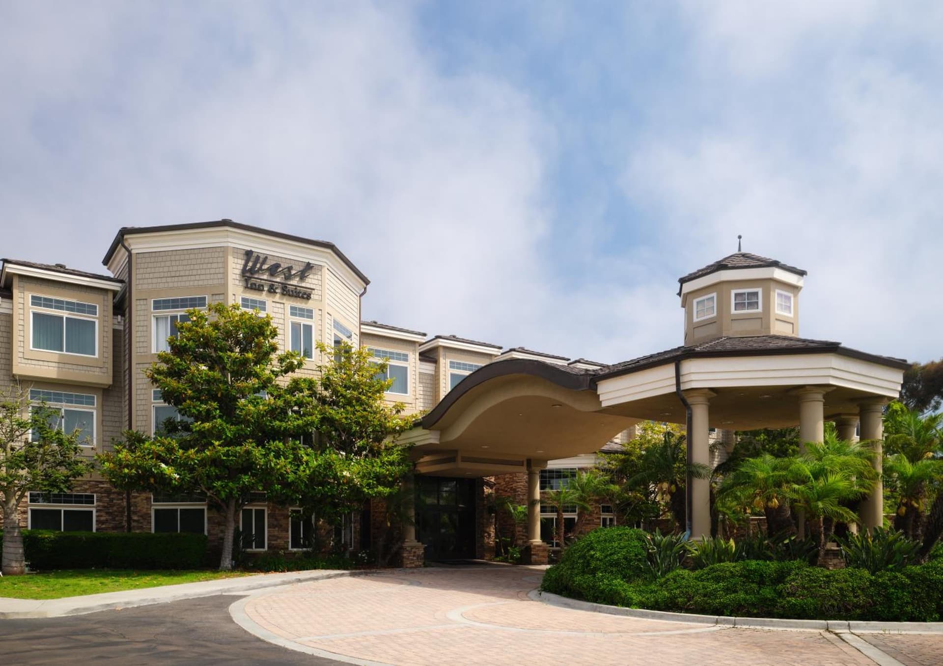 West Inn & Suites gallery photo in Carlsbad, CA — image 15