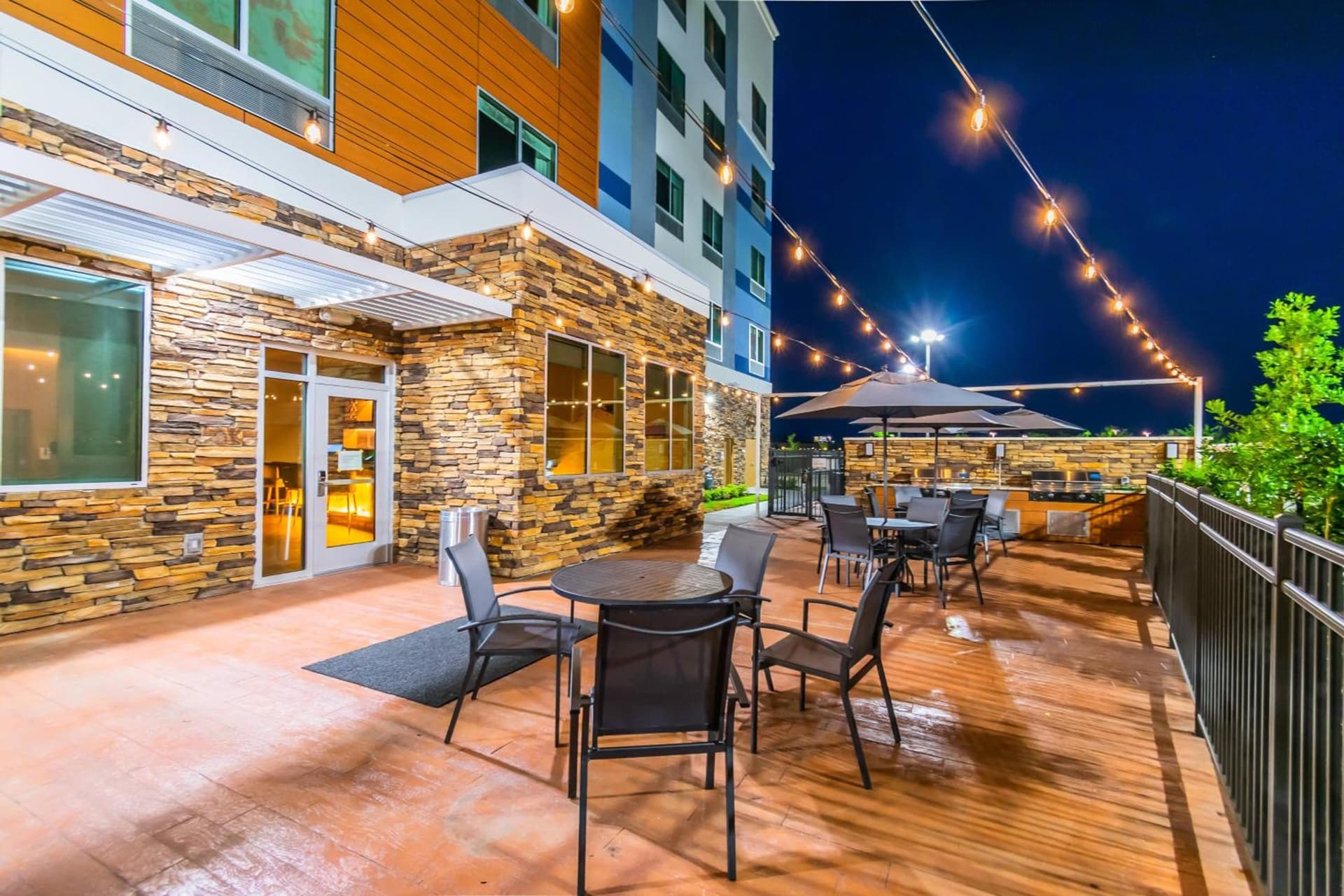 Fairfield by Marriott Inn & Suites Houston League City property views in League City, TX — gallery photo 3