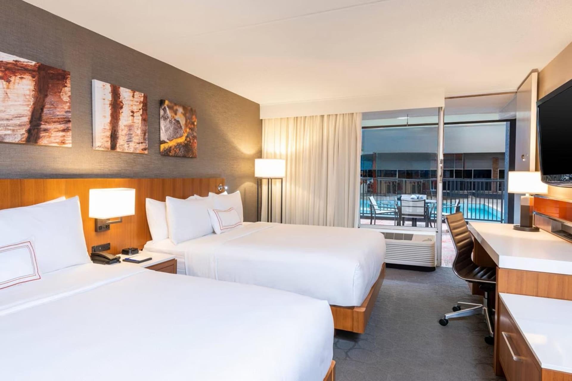 Sonesta Hotel Grand Rapids Airport gallery photo in Grand Rapids, MI — image 37