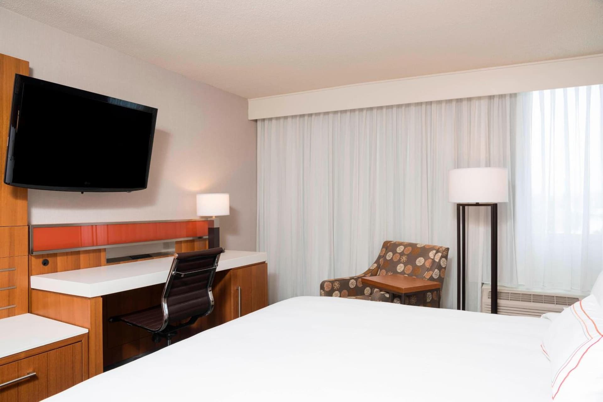 Sonesta Hotel Grand Rapids Airport gallery photo in Grand Rapids, MI — image 42