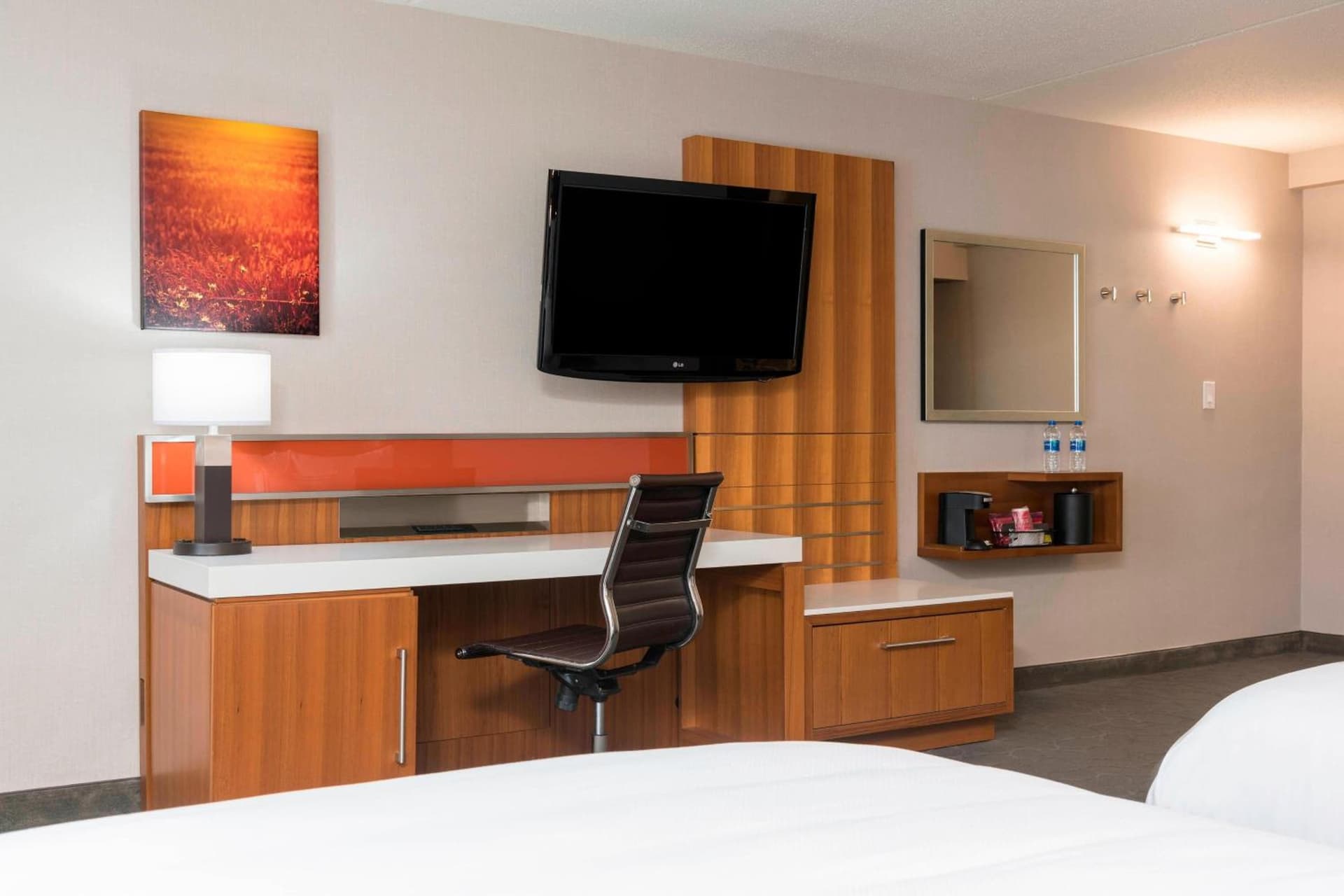 Sonesta Hotel Grand Rapids Airport gallery photo in Grand Rapids, MI — image 43