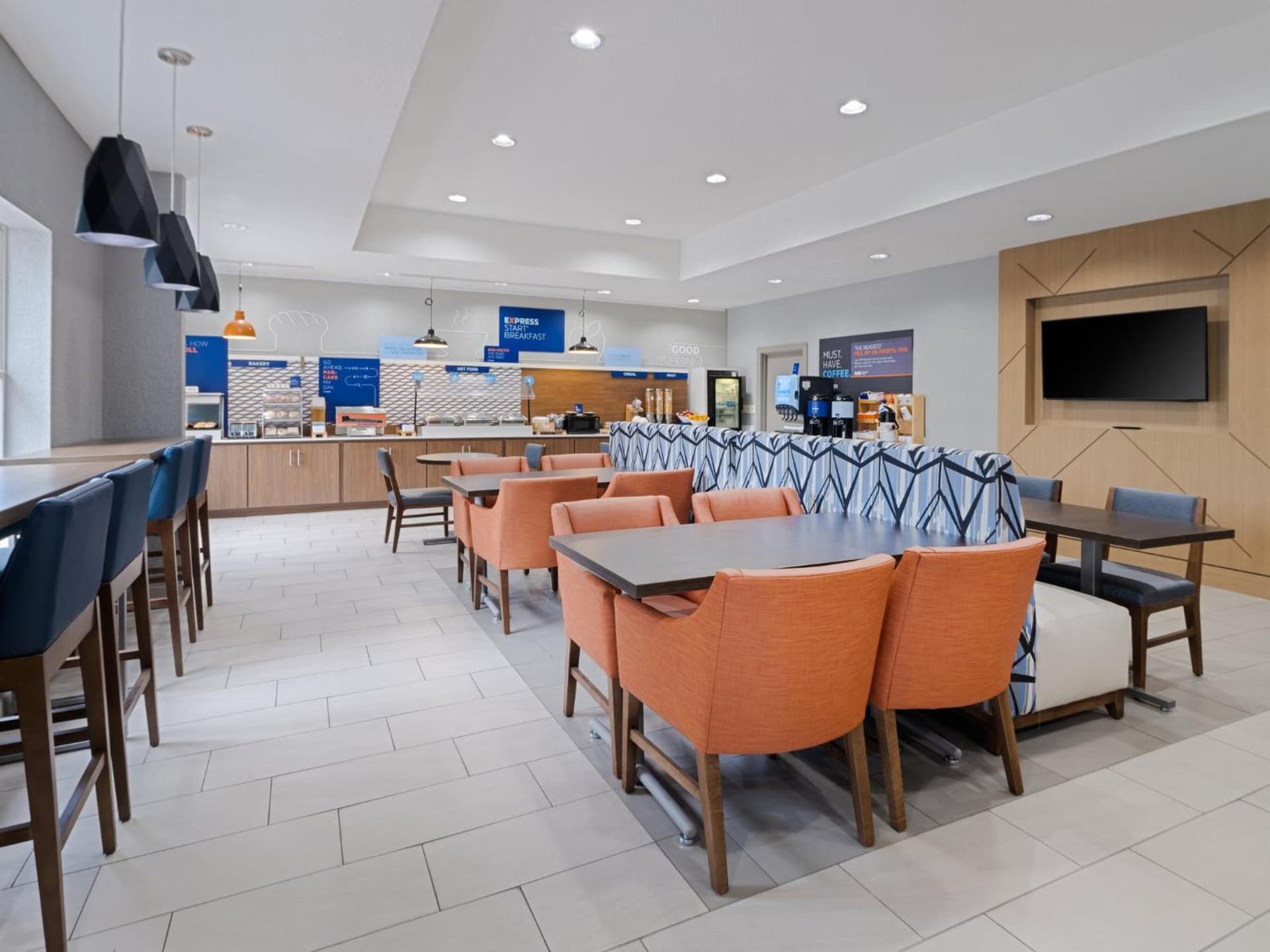 Holiday Inn Express & Suites Lakeland North I-4 by IHG gallery photo in Lakeland, FL — image 12