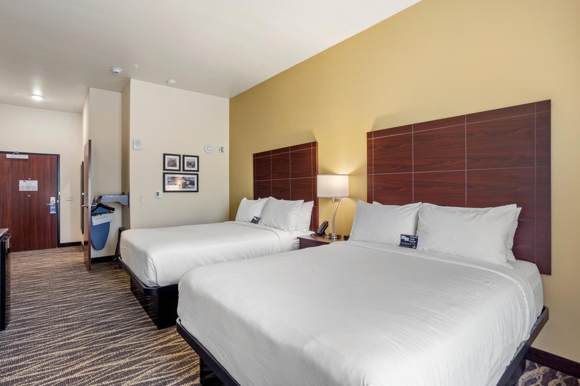 Cobblestone Hotel & Suites - De Pere Green Bay gallery photo in De Pere, WI — image 28