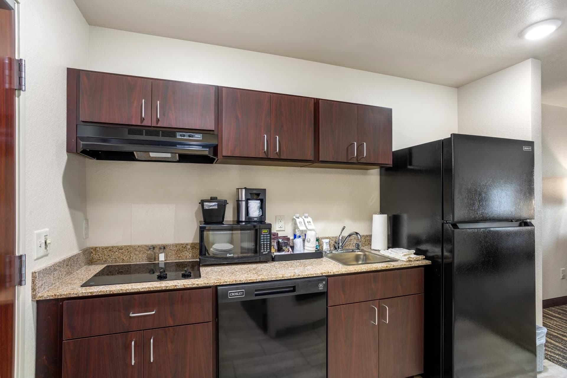 Cobblestone Hotel & Suites - De Pere Green Bay gallery photo in De Pere, WI — image 9