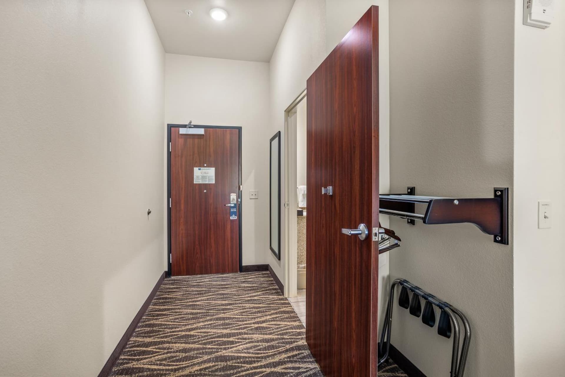 Cobblestone Hotel & Suites - De Pere Green Bay gallery photo in De Pere, WI — image 33