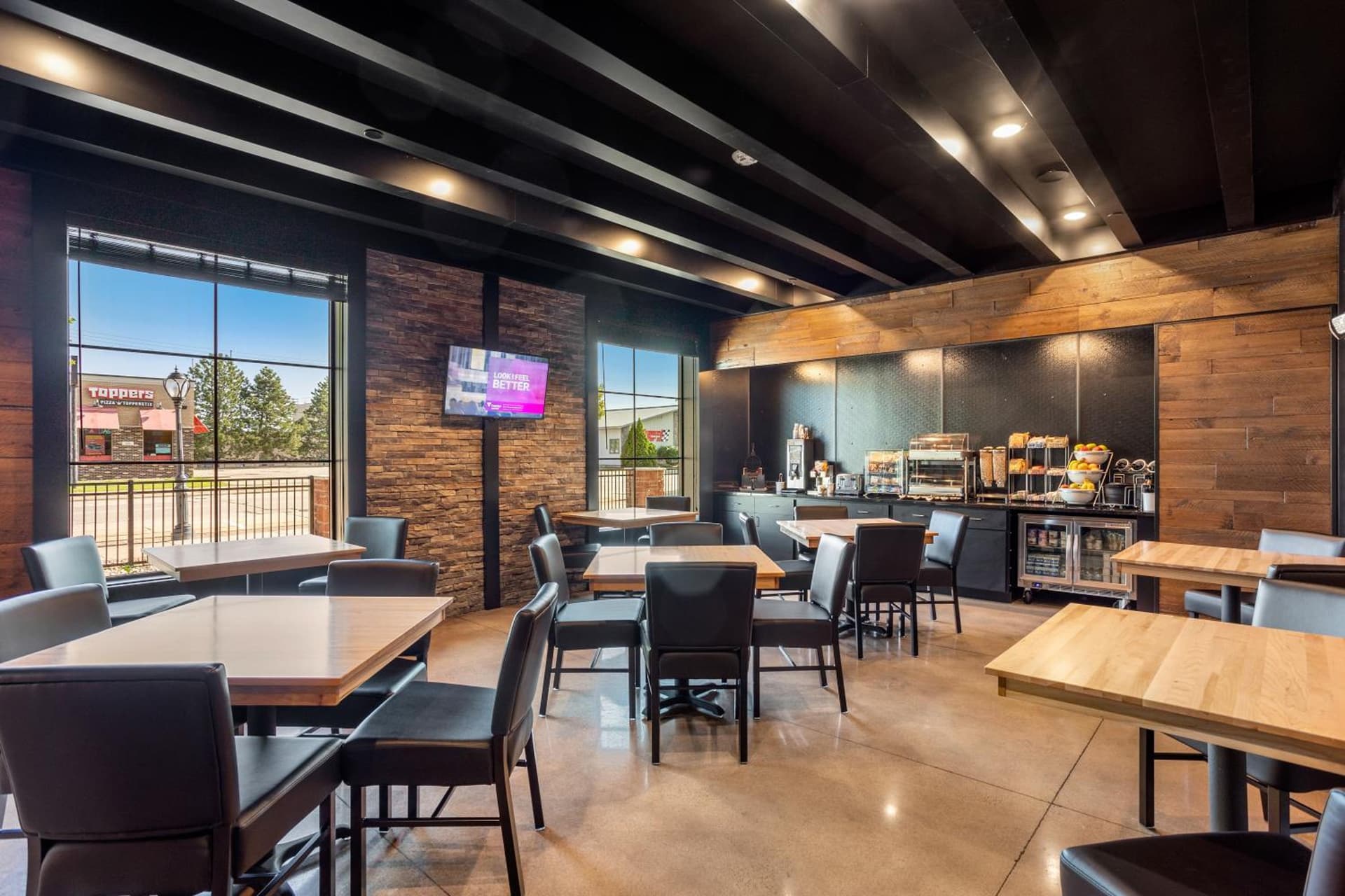 Cobblestone Hotel & Suites - De Pere Green Bay gallery photo in De Pere, WI — image 6