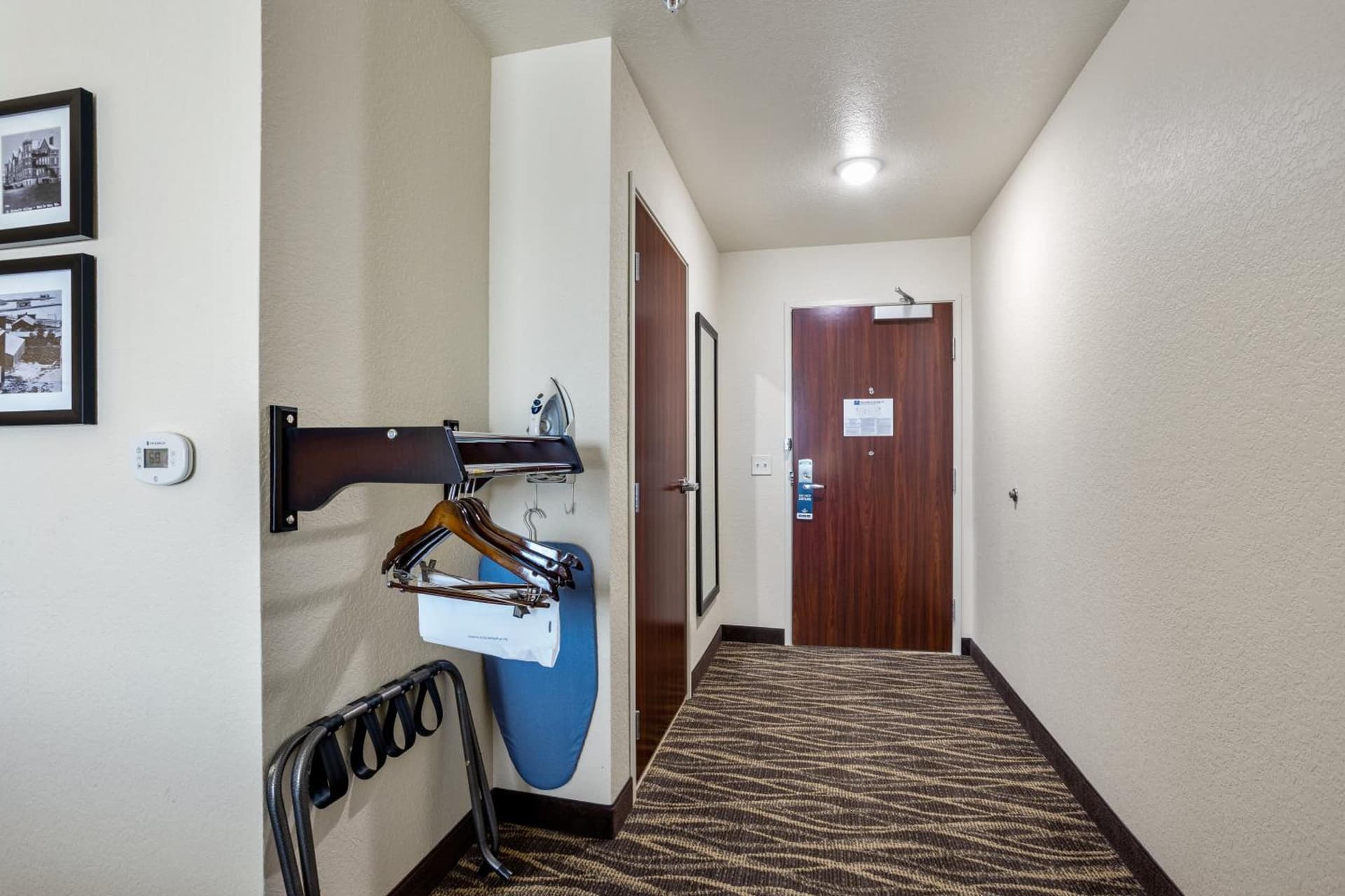 Cobblestone Hotel & Suites - De Pere Green Bay gallery photo in De Pere, WI — image 44
