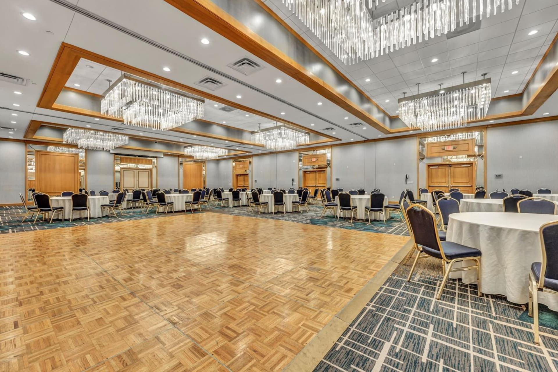 Delta Hotels by Marriott Mount Pleasant gallery photo in Racine, WI — image 63