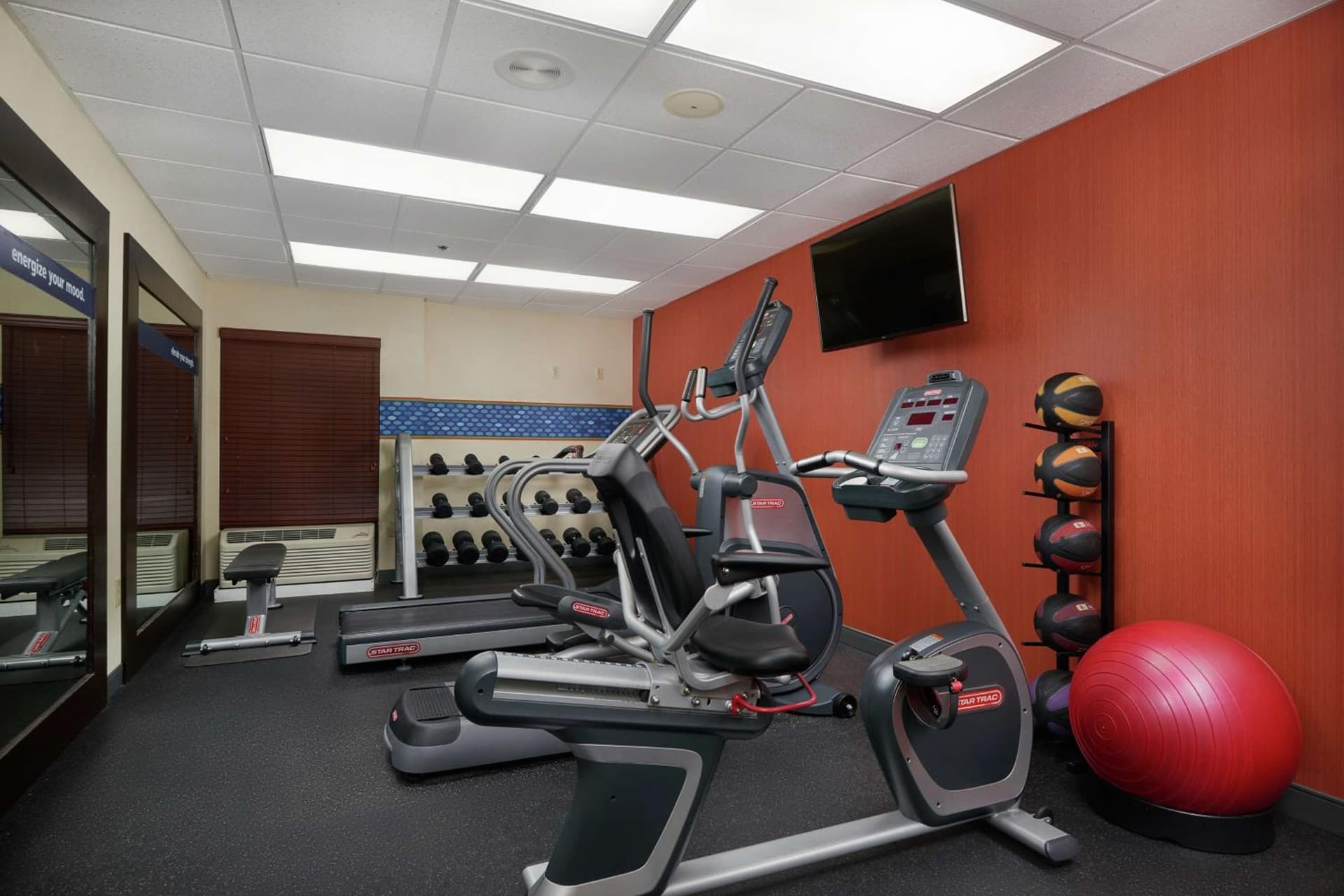 Hampton Inn Beaumont gallery photo in Beaumont, TX — image 14