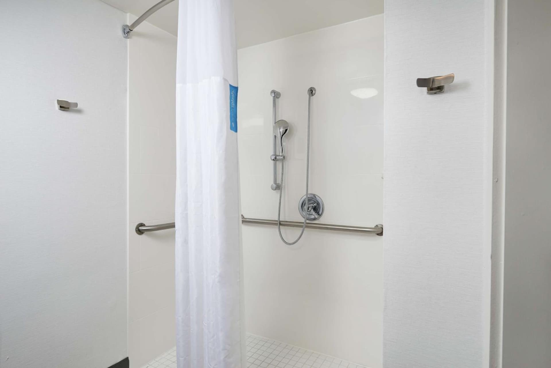 Hampton Inn Beaumont gallery photo in Beaumont, TX — image 15
