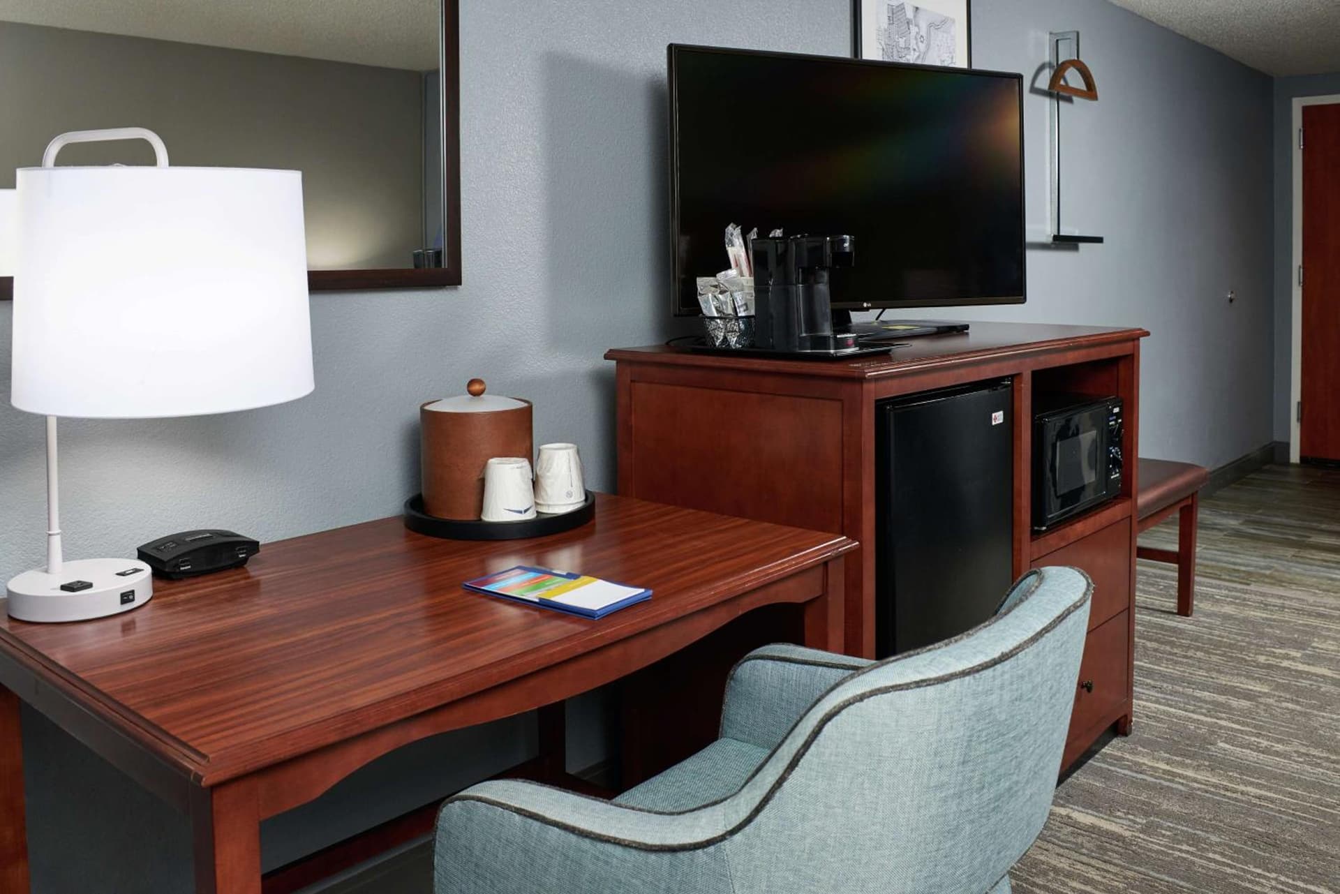 Hampton Inn Beaumont gallery photo in Beaumont, TX — image 16