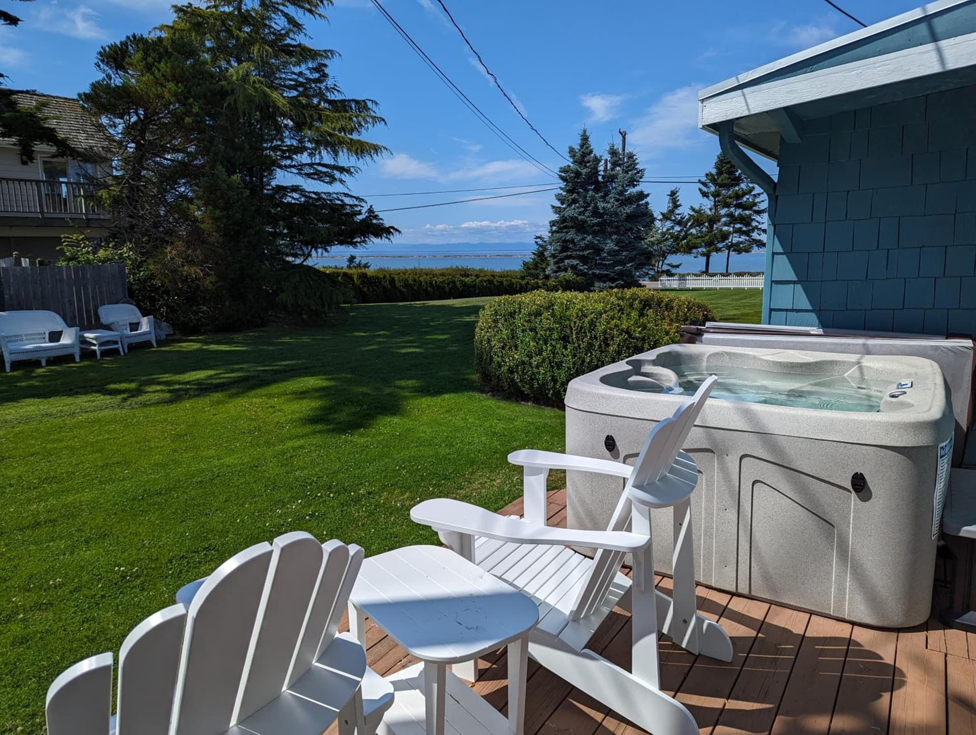 Juan de Fuca Waterfront Hotel & Cottages gallery photo in Sequim, WA — image 100