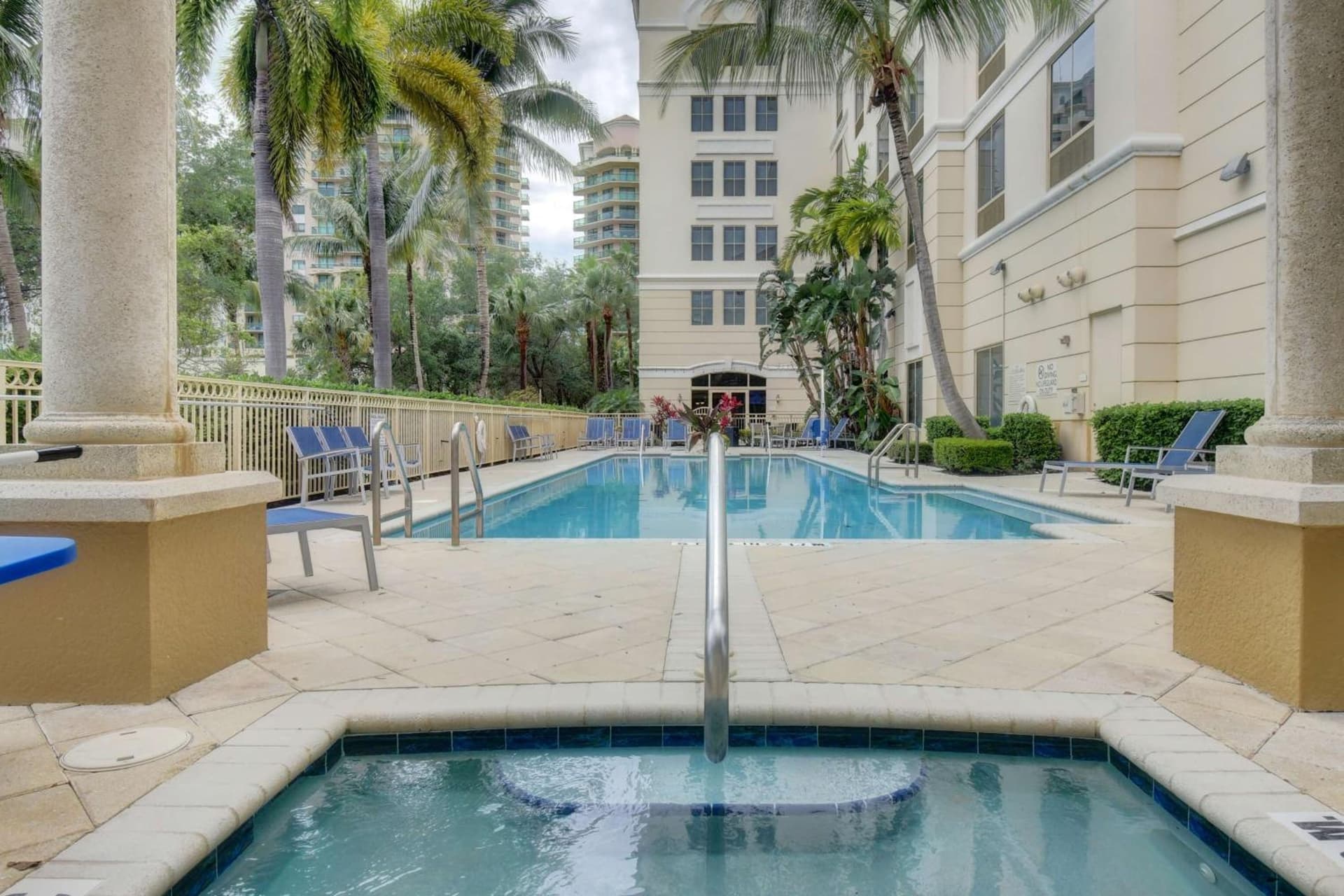 Hilton Garden Inn Palm Beach Gardens gallery photo in Palm Beach Gardens, FL — image 11