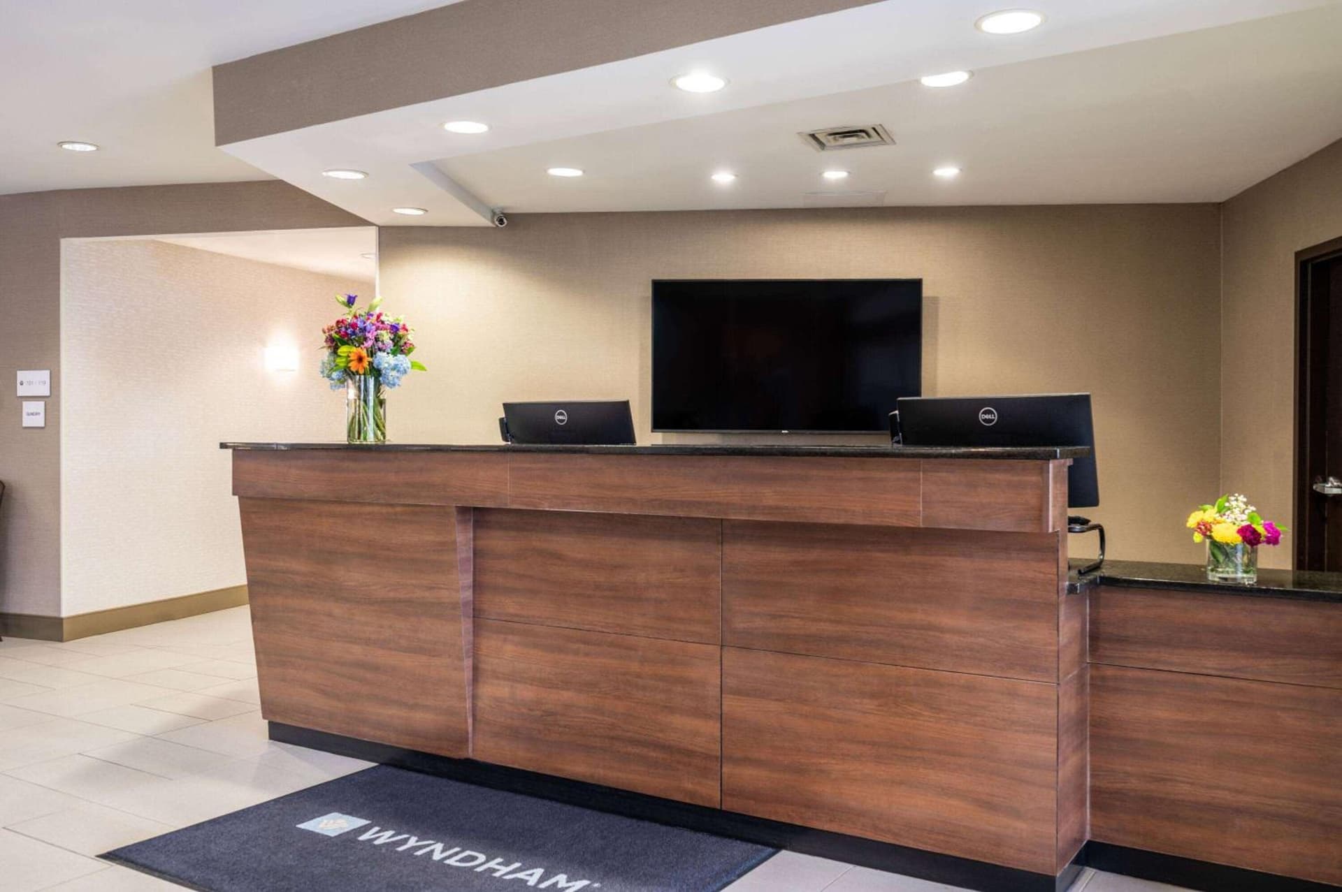 Wyndham Noblesville property views in Noblesville, IN — gallery photo 3