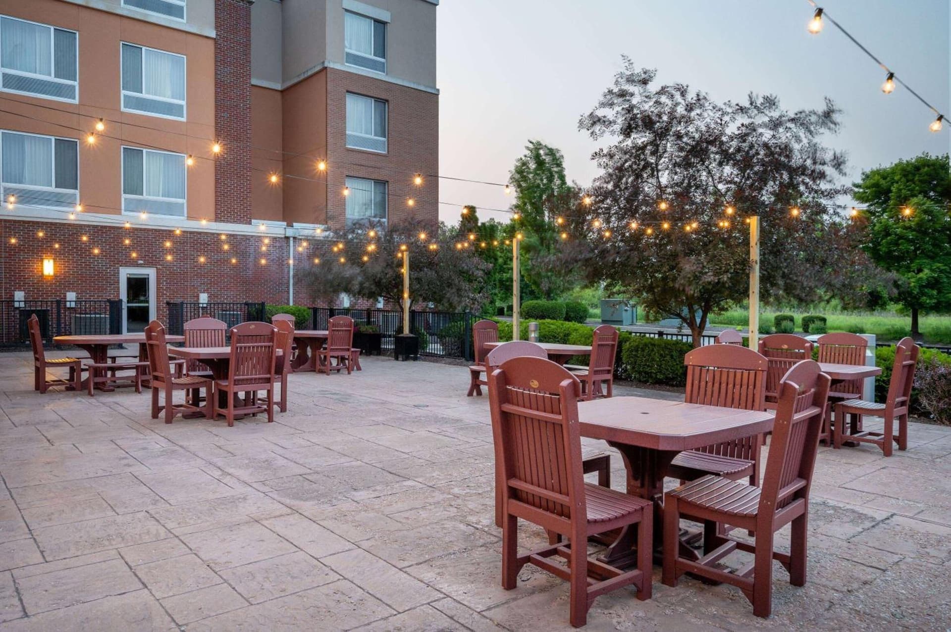 Wyndham Noblesville property views in Noblesville, IN — gallery photo 3
