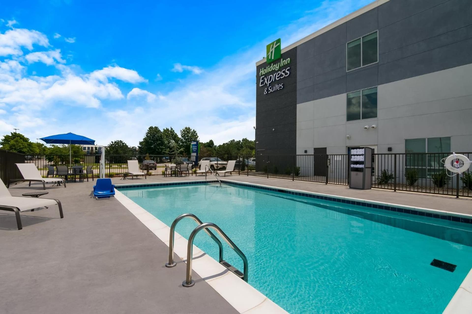 Holiday Inn Express & Suites - Springdale - Fayetteville Area gallery photo in Springdale, AR — image 36