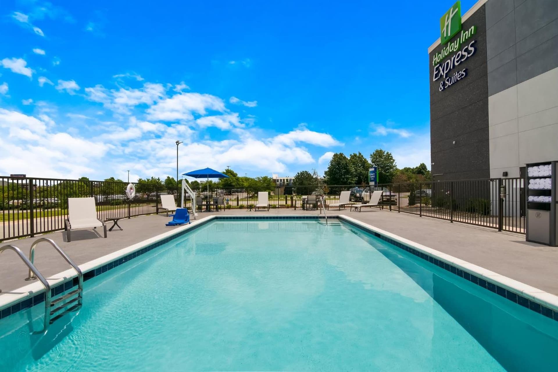 Holiday Inn Express & Suites - Springdale - Fayetteville Area gallery photo in Springdale, AR — image 48