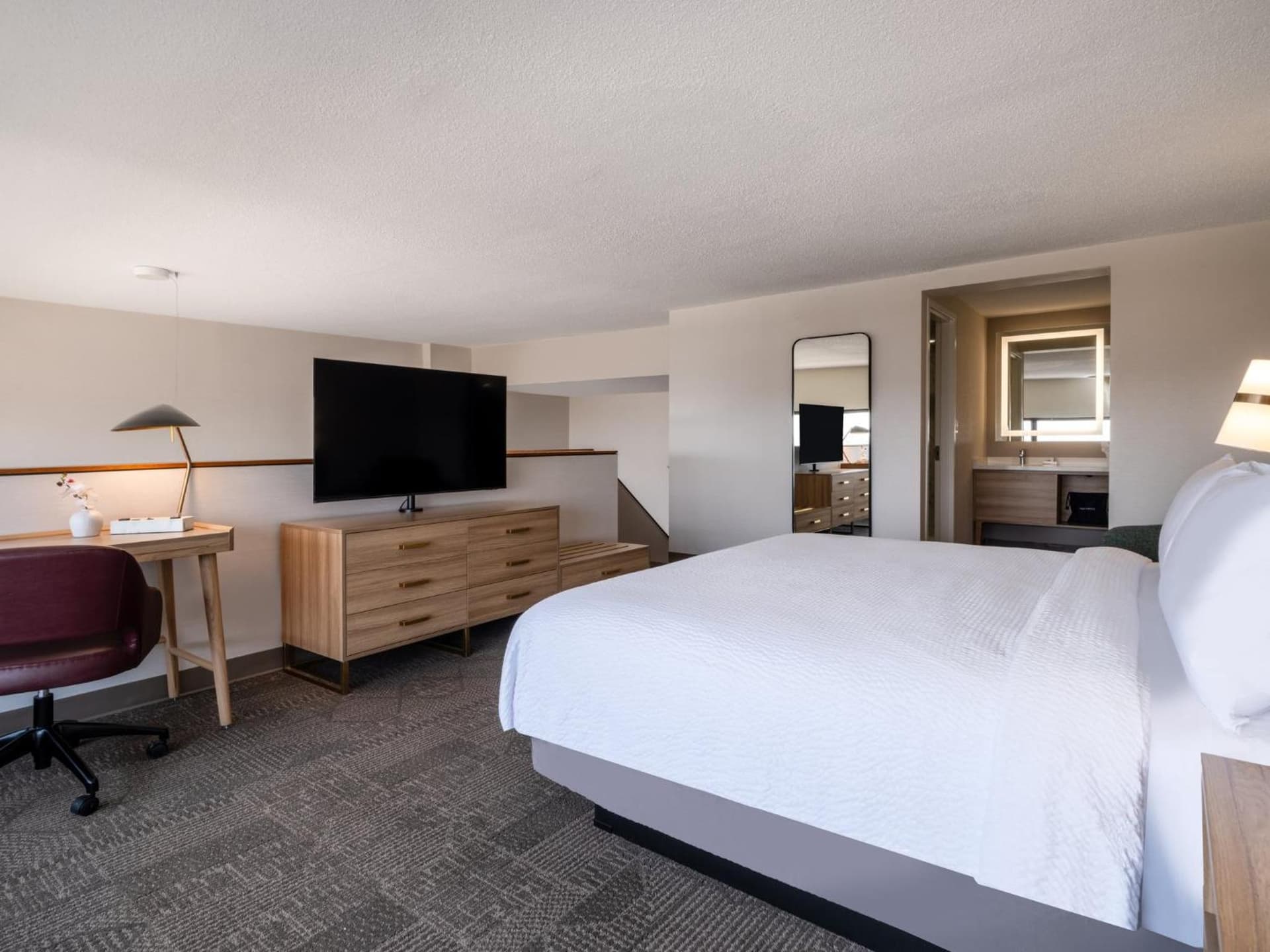 Staybridge Suites Chicago O'Hare - Rosemont by IHG gallery photo in Rosemont, IL — image 87