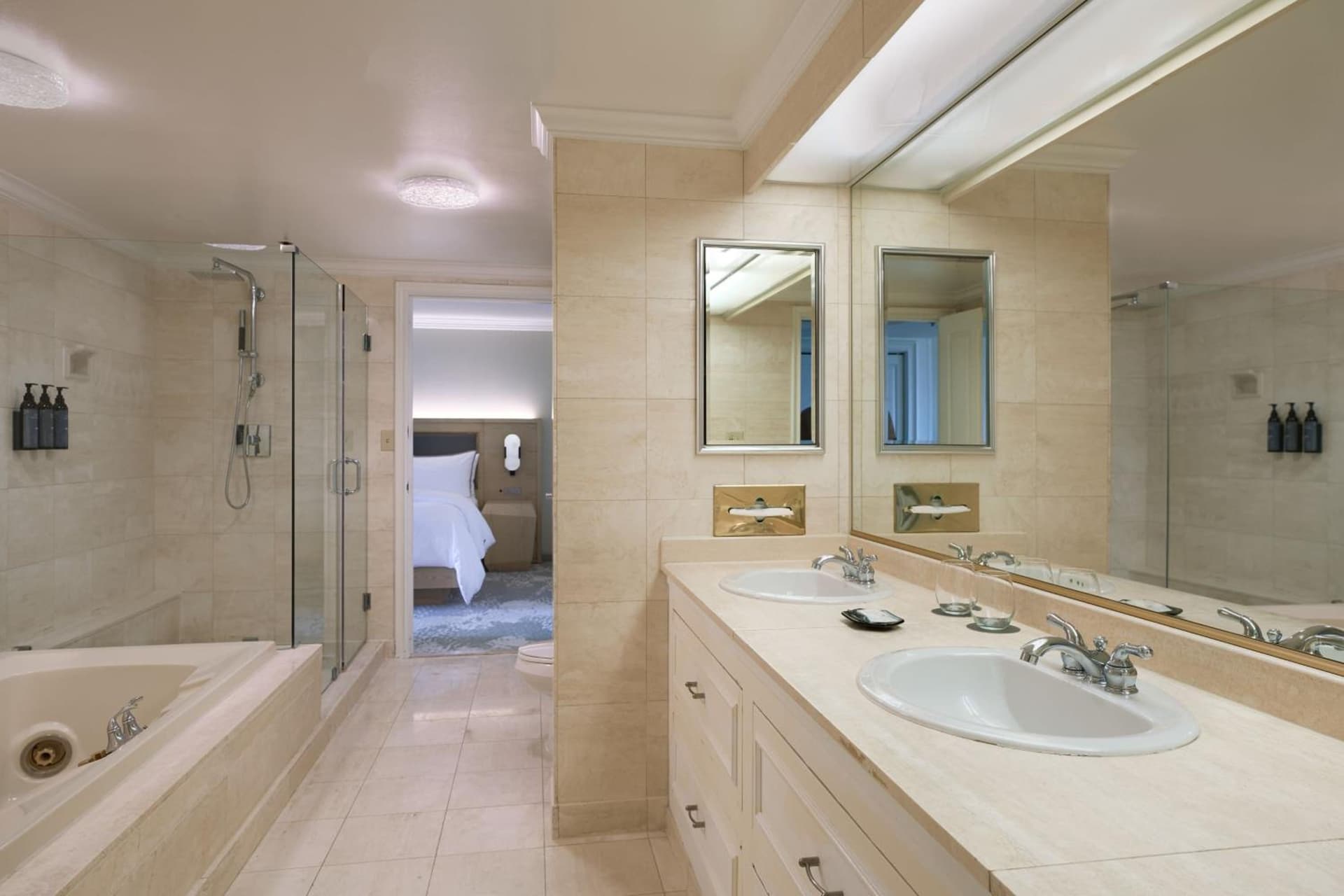 The Westin Los Angeles Airport gallery photo in Los Angeles, CA — image 46