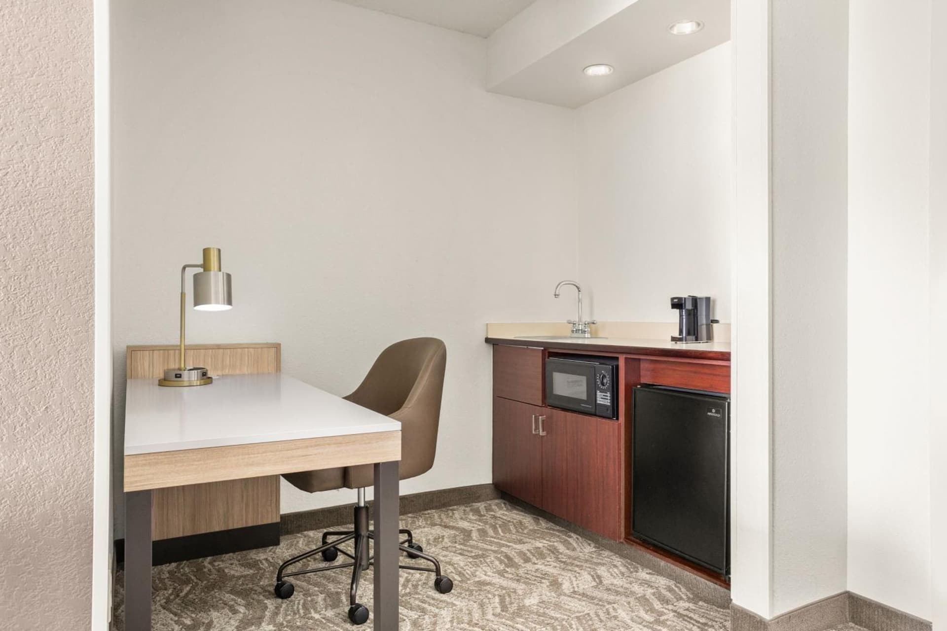 SpringHill Suites Boston Andover gallery photo in Andover — image 21