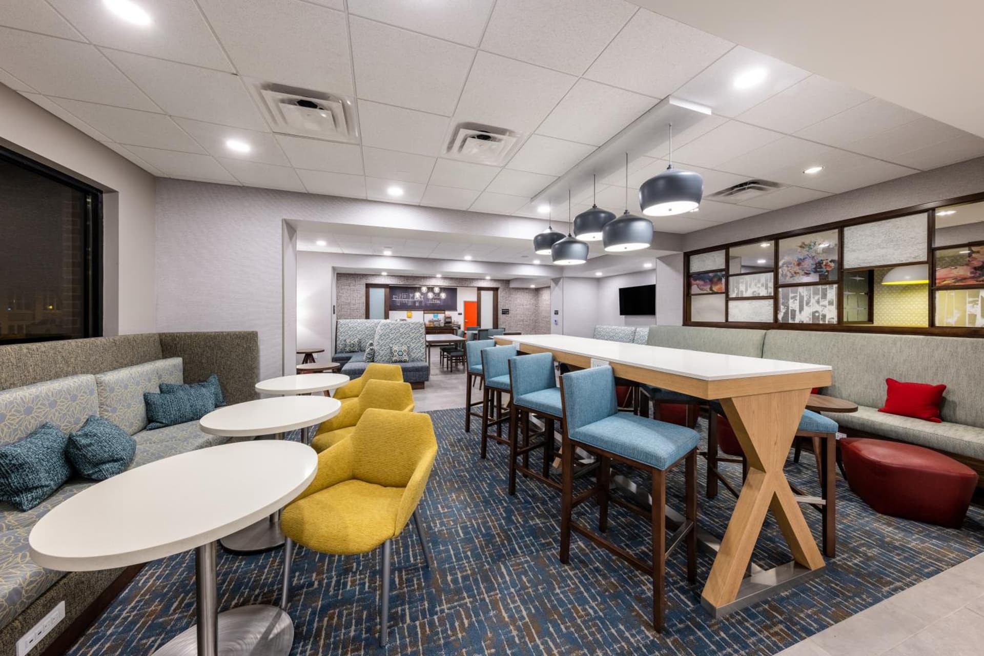 Hampton Inn Columbus Downtown, Ga interior in Columbus, GA — gallery photo 2