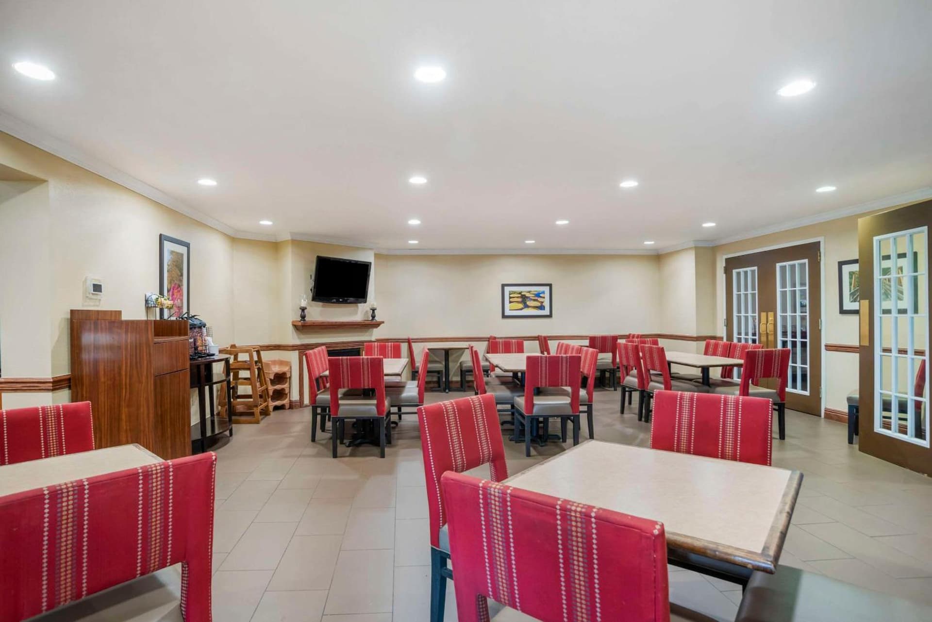 Comfort Inn & Suites Daphne Spanish Fort - Mobile East gallery photo in Spanish Fort, AL — image 11
