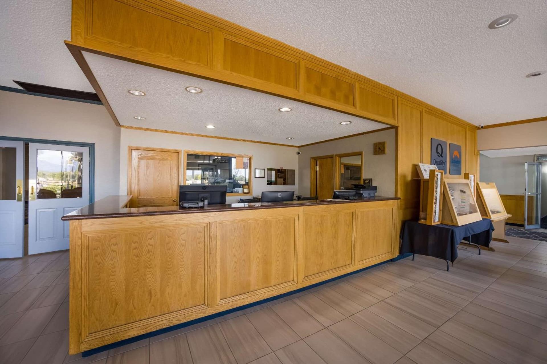 Suburban Studios Canon City interior in Canon City, CO — gallery photo 2
