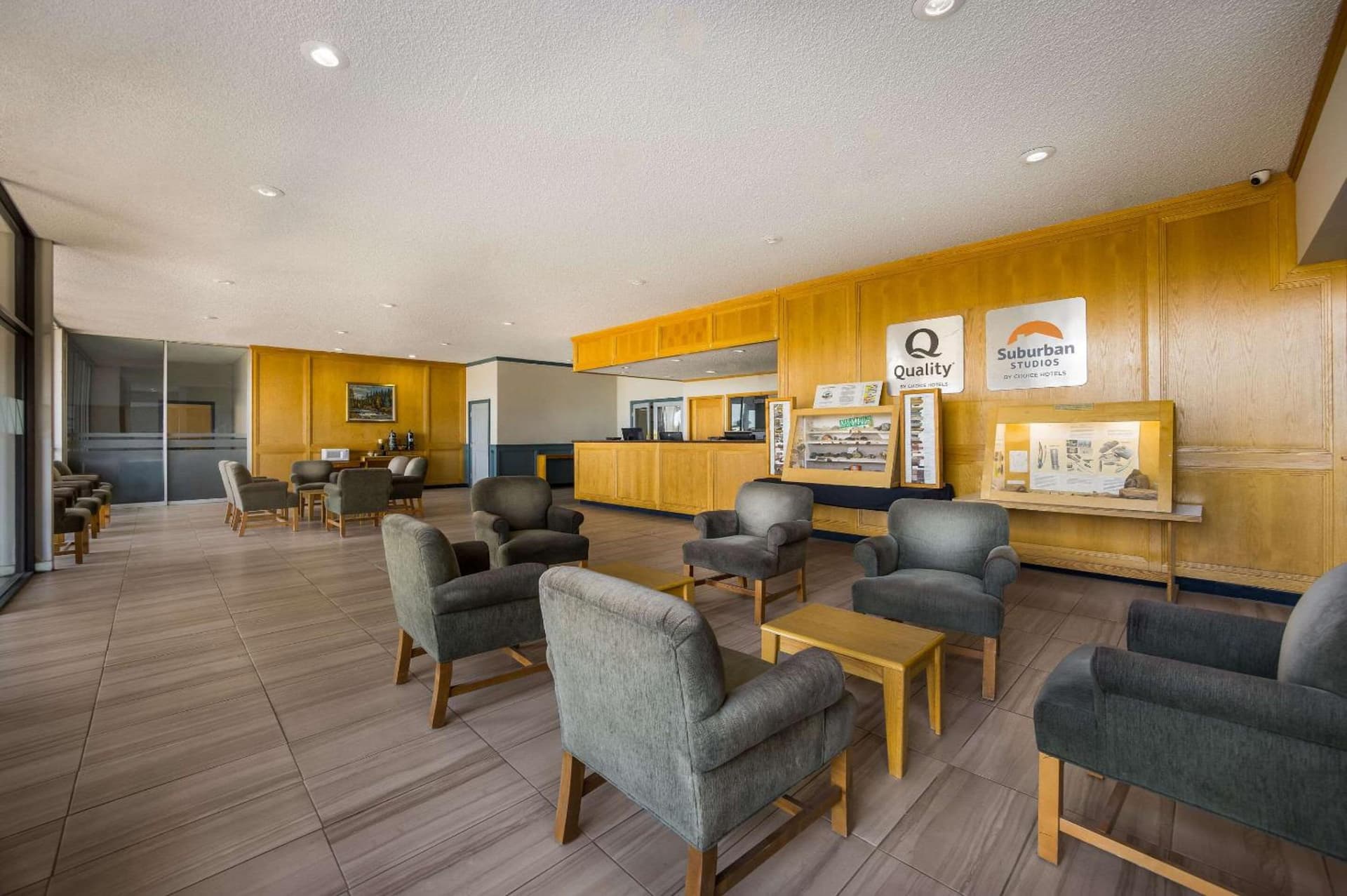 Suburban Studios Canon City property views in Canon City, CO — gallery photo 3