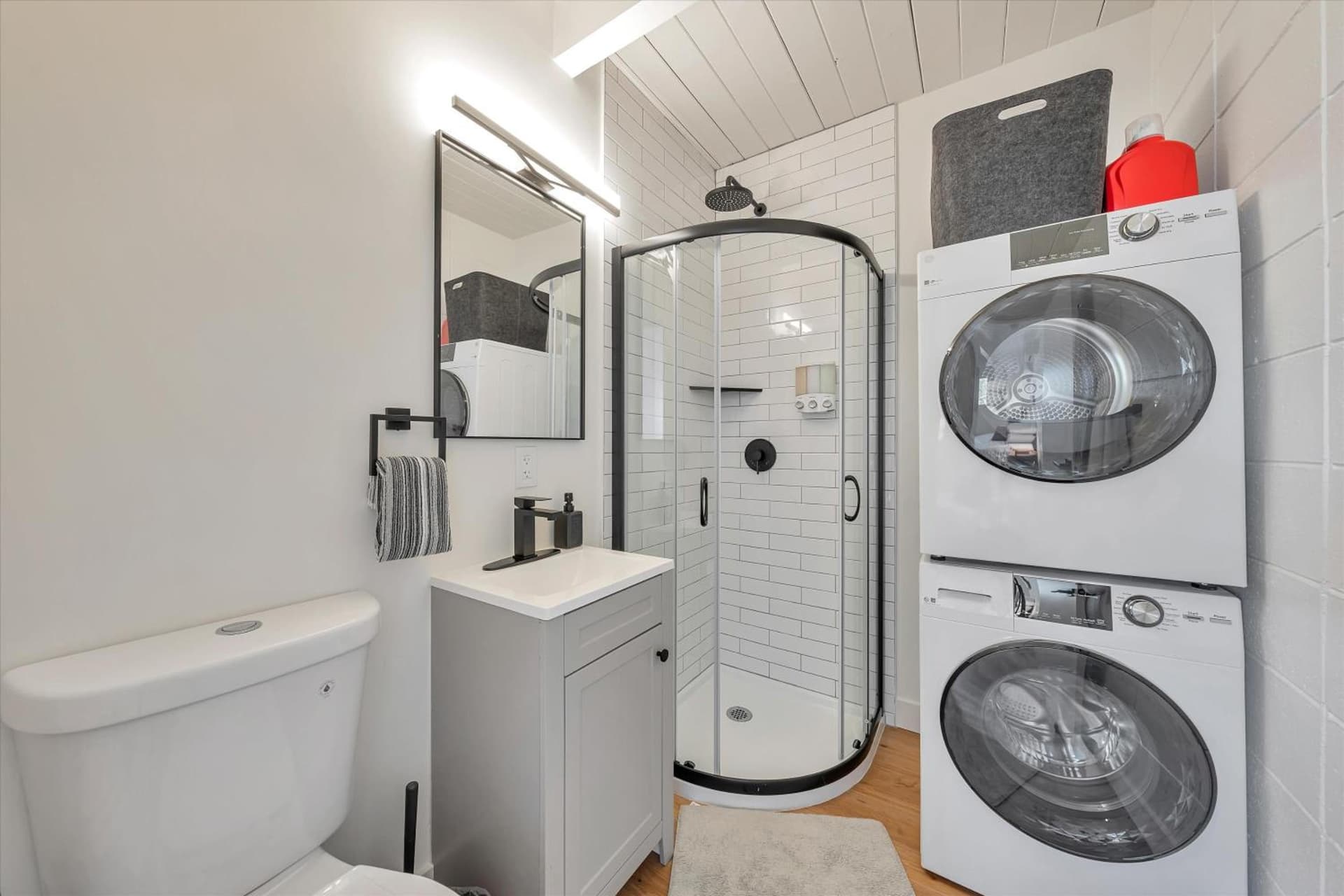 Silicon Valley Stay Apartments property views in San Carlos, CA — gallery photo 3