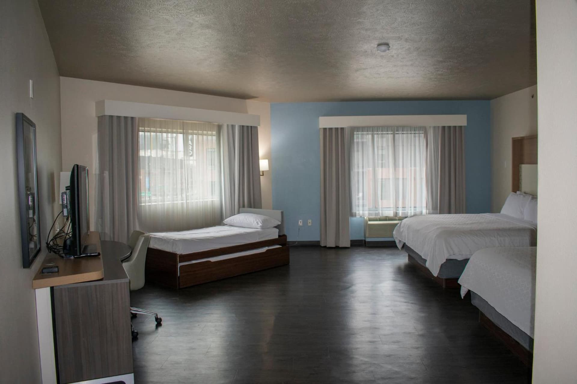 Holiday Inn Omaha Downtown - Waterpark by IHG gallery photo in Omaha, NE — image 45